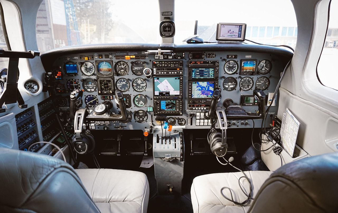 Flugzeug-Cockpit