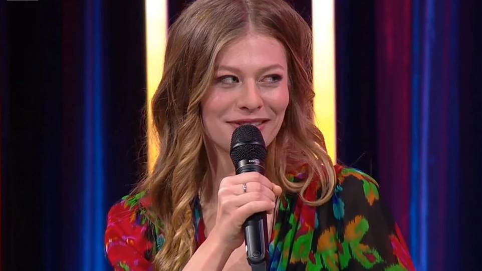 Heute.at - Zoë gesteht im ORF: Wenn ich ganz wild drauf bin...