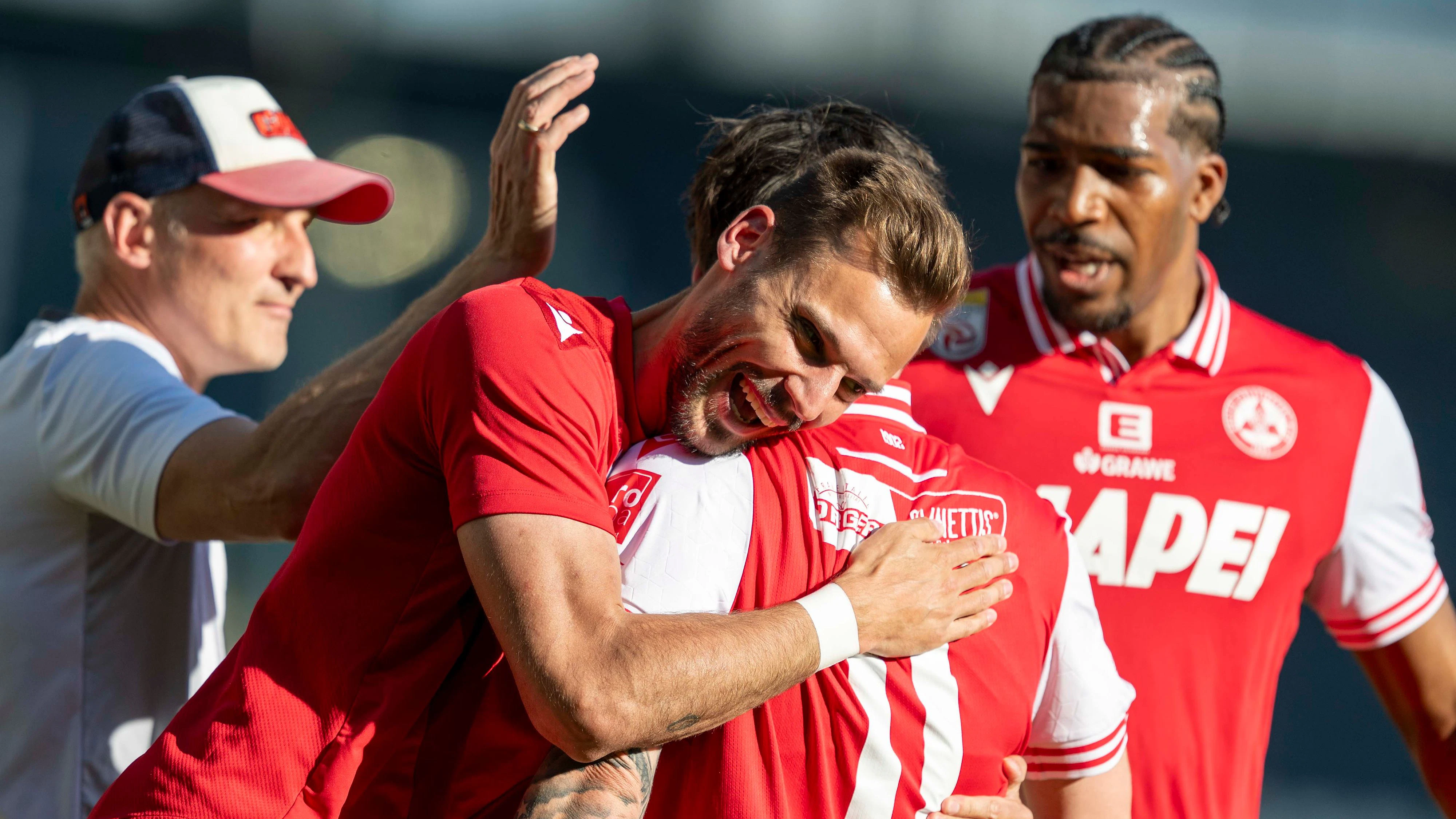 Heute.at - Der GAK schießt die WSG ab, Ried feiert Klassenerhalt