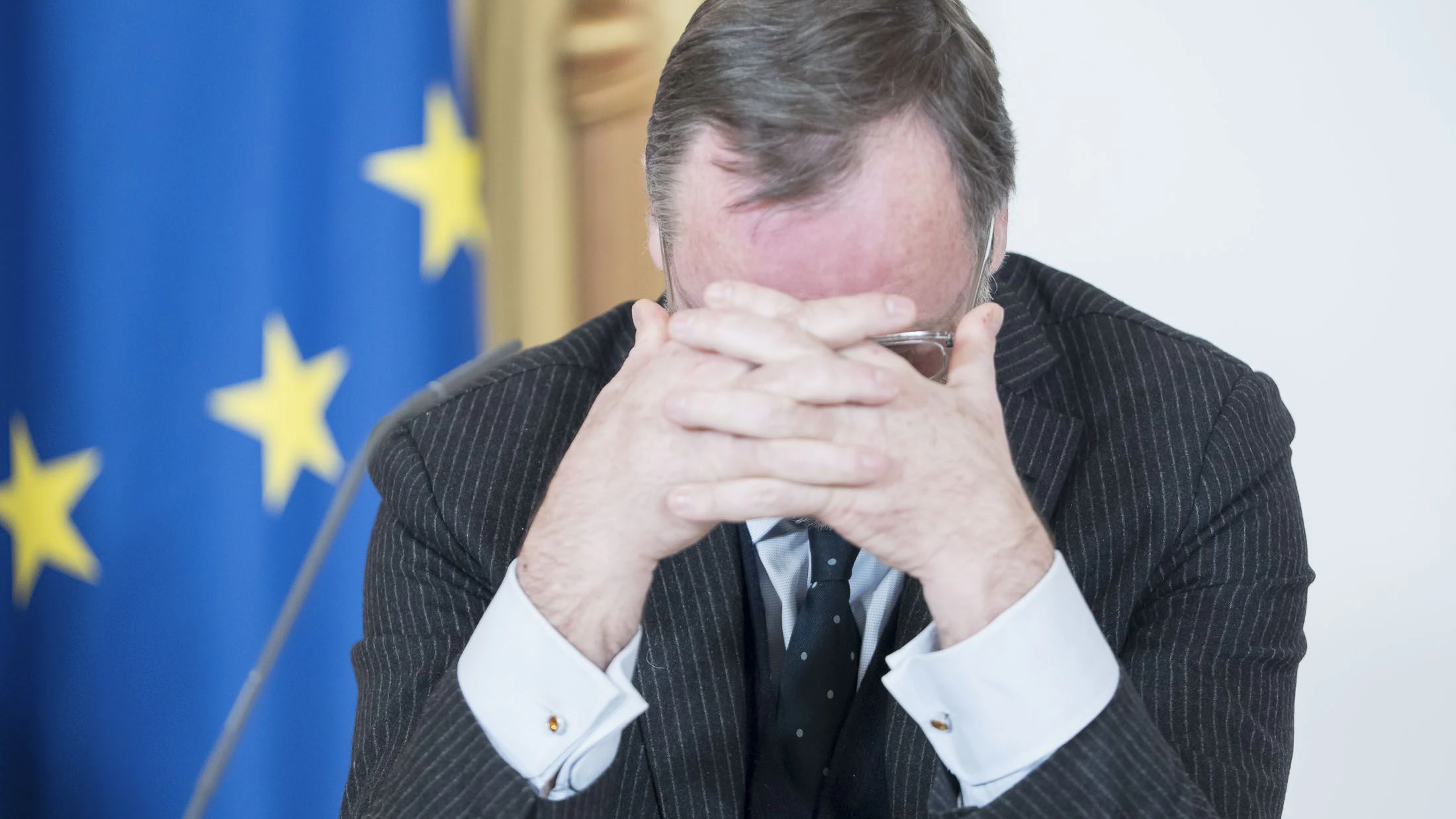 Heute.at - Sepperlot! So taumelte die Regierung in die erste Krise