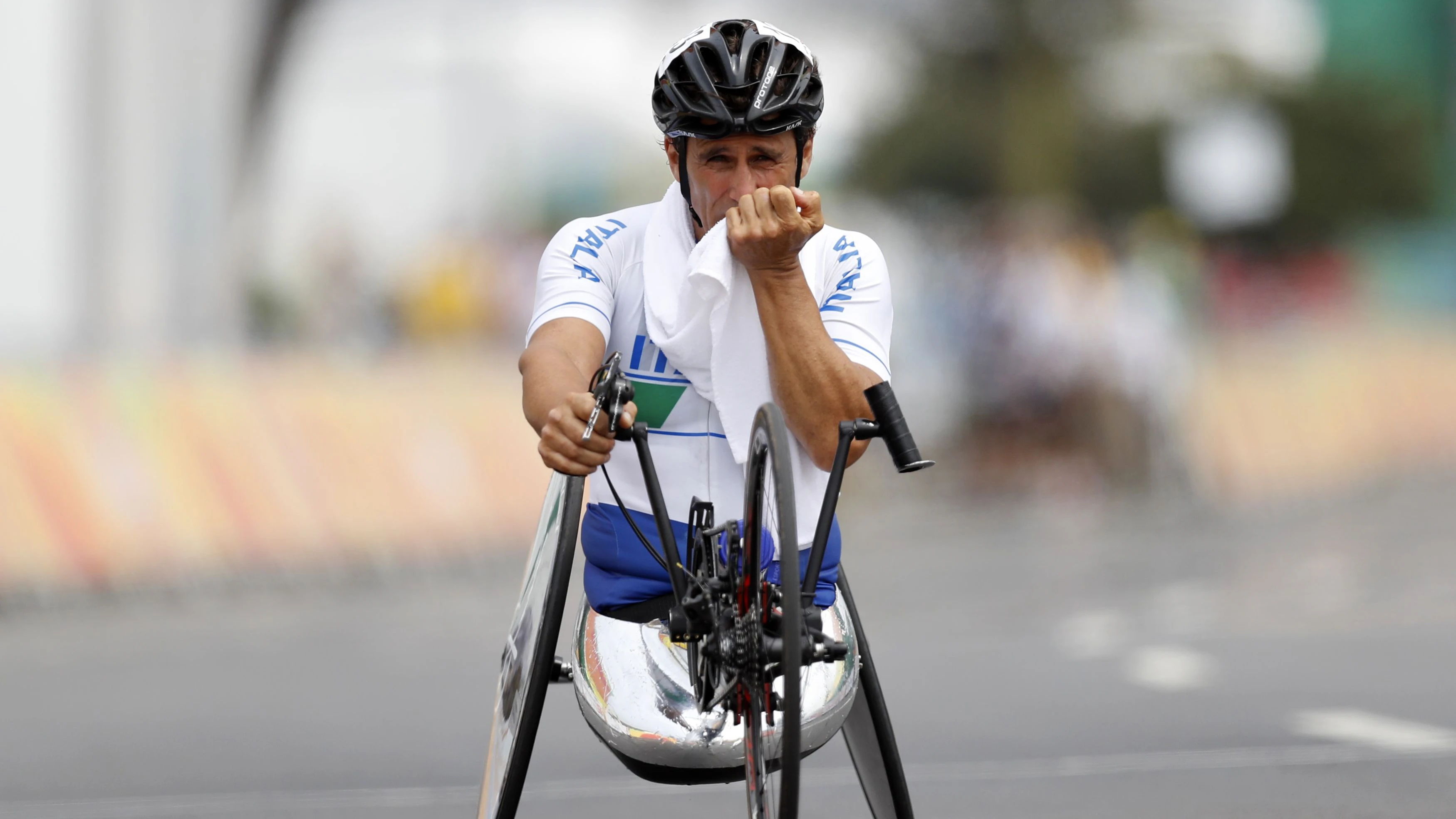 Heute.at - Große Trauer um Sport-Ikone Alex Zanardi