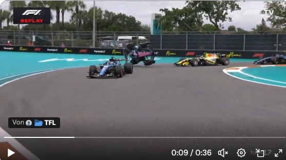 Gasly hebt spektakulär ab.