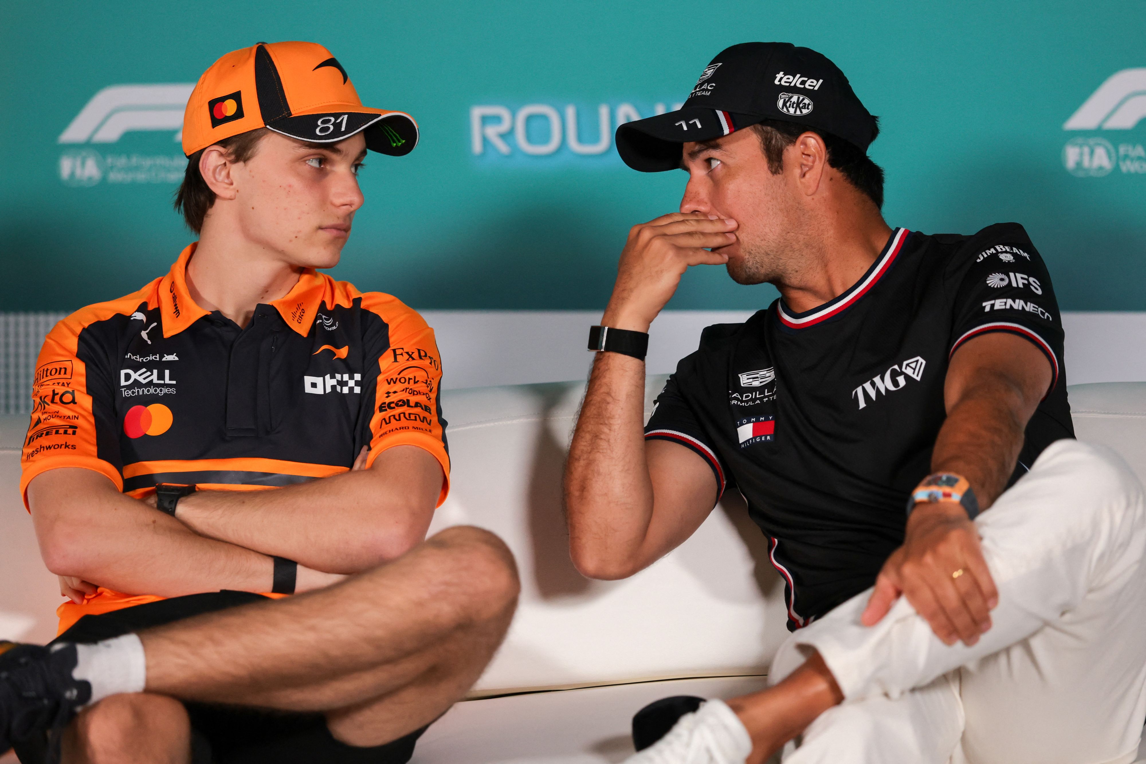 Oscar Piastri und Sergio Perez