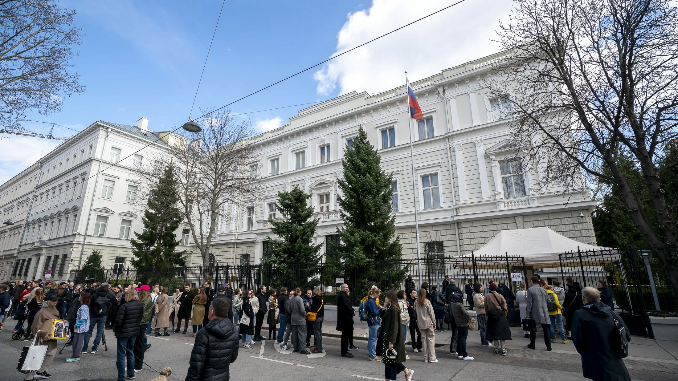 Heute.at - Österreich wirft vier russische Diplomaten hinaus