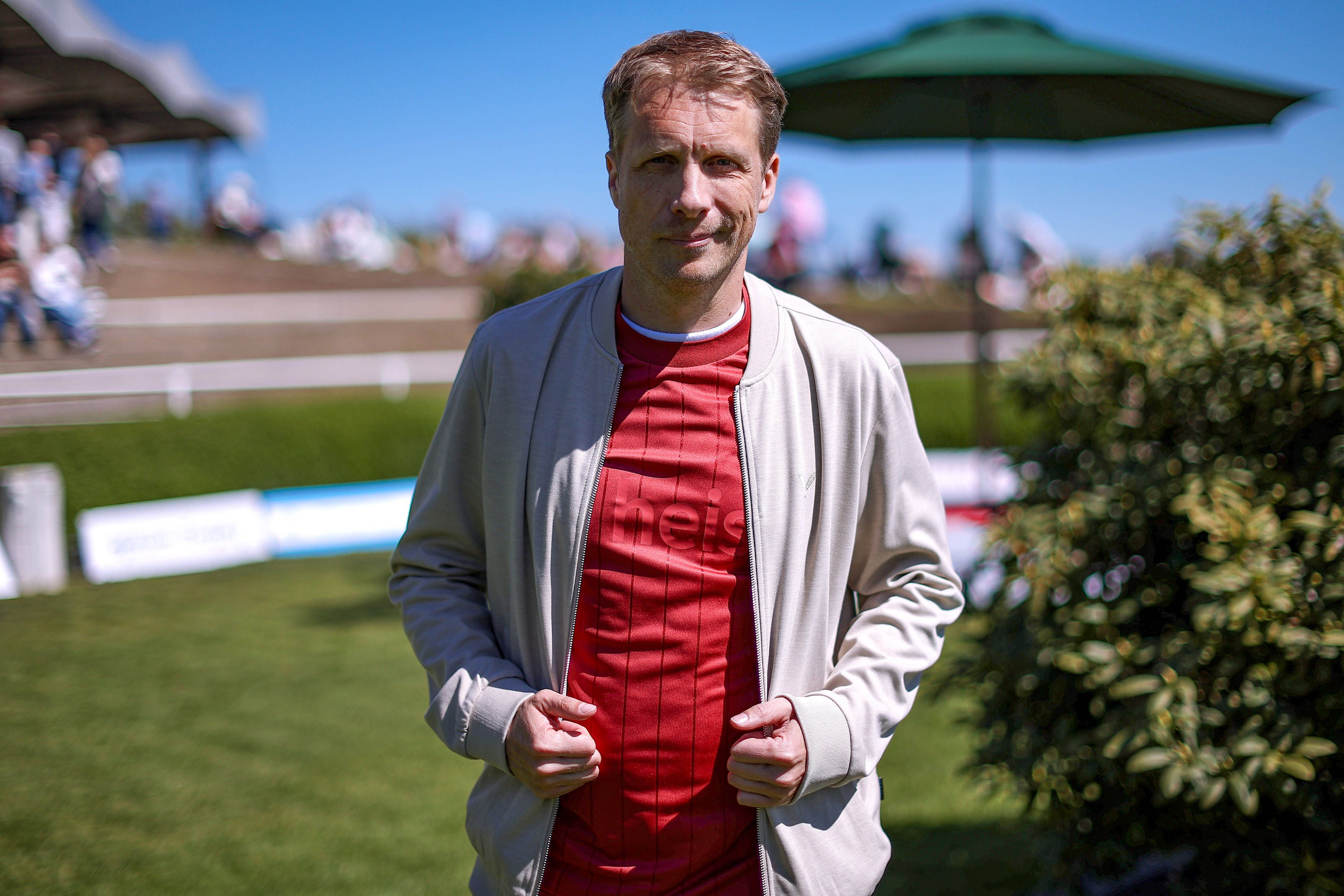 Oliver Pocher schickt seine Zwillinge ins Ausland.