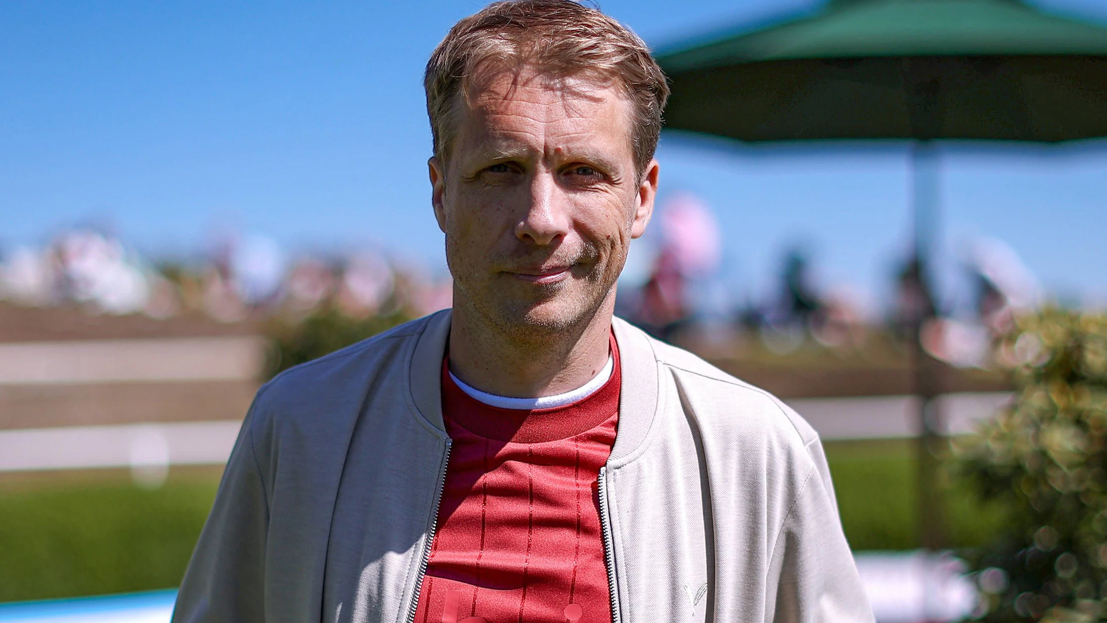 Oliver Pocher schickt seine Zwillinge ins Ausland.