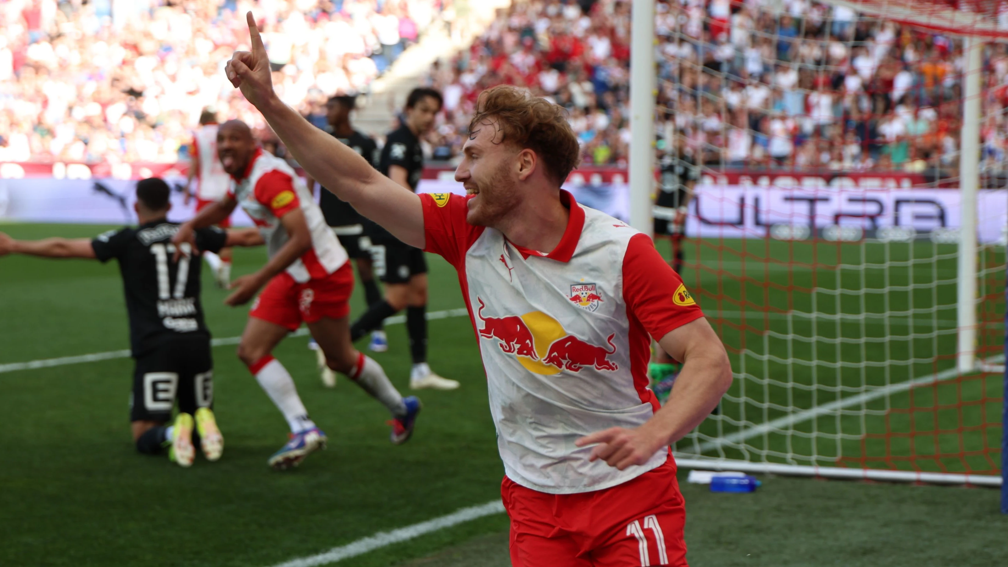 Heute.at - 1:1! Sturm gleicht in Minute 93 gegen Salzburg aus