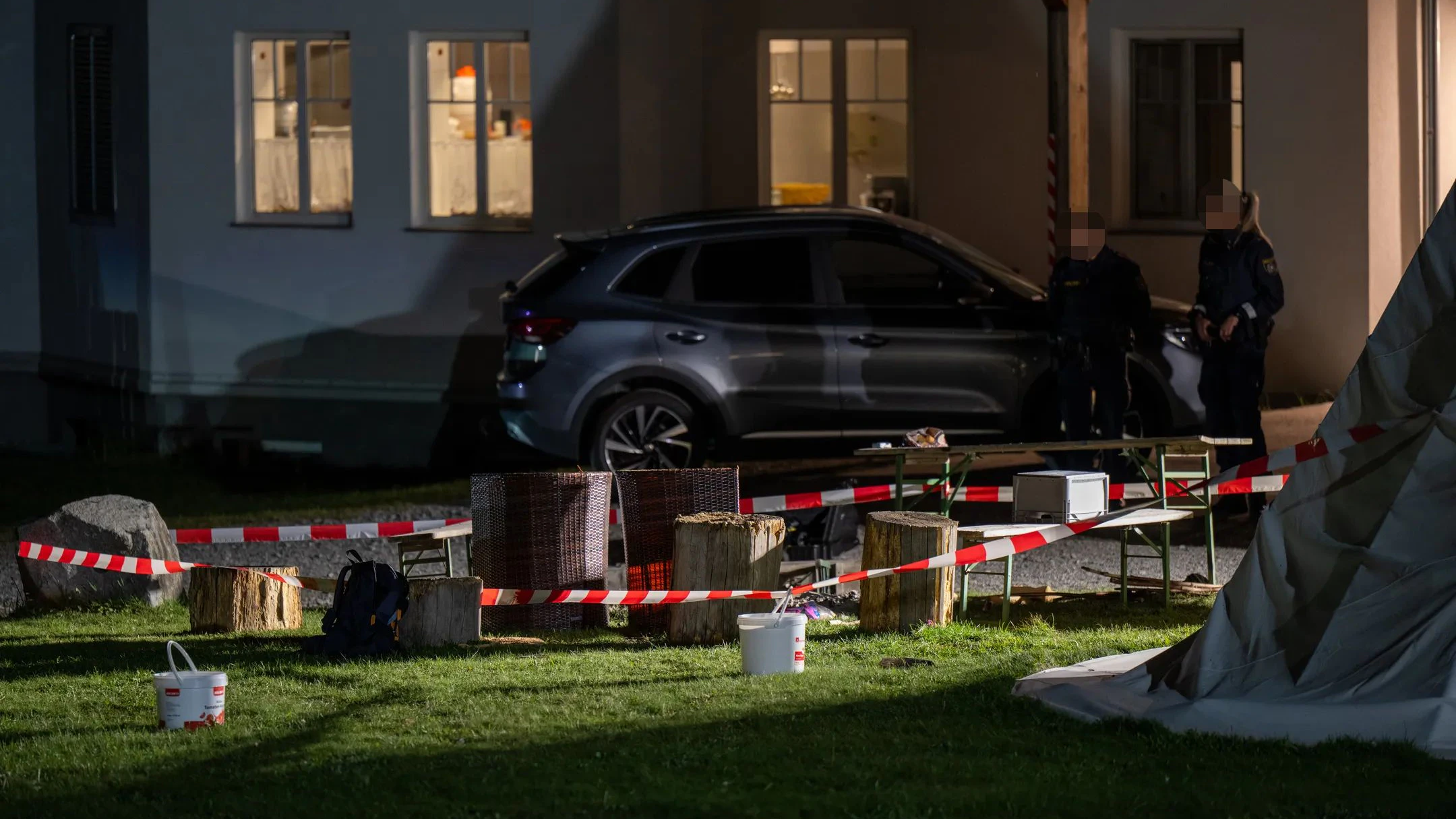 Das gemütliche Beisammensein am Lagerfeuer endete im Bezirk Freistadt böse.