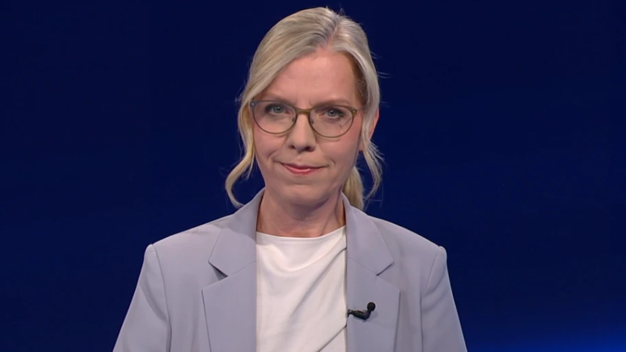 Heute.at - Grünen-Chefin zerlegt im ORF das Budget der Regierung