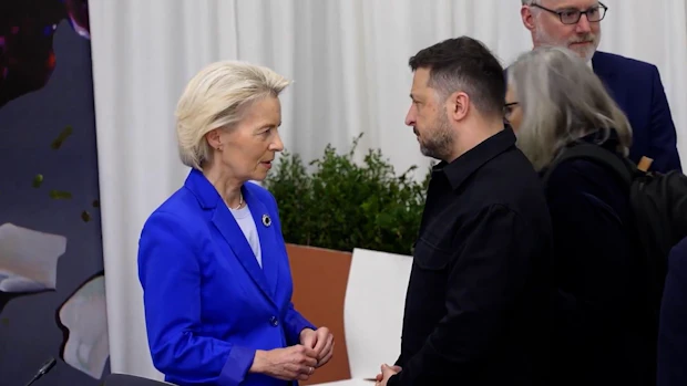 90-Milliarden-Deal: Selenskyj trifft EU-Chefin