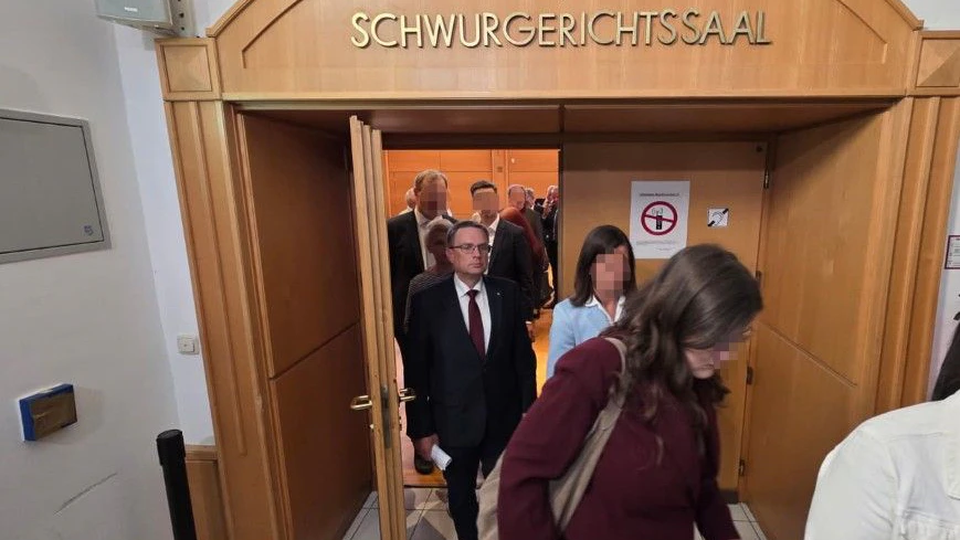 Heute.at - Versteinerte Miene – Wöginger nach Urteil gezeichnet