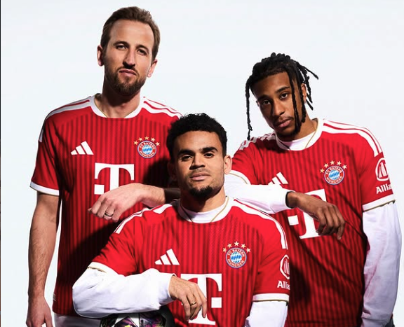Das neue Bayern-Trikot feiert gegen Paris sein Debüt.
