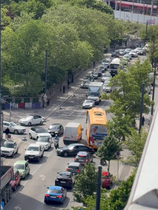 Rund um den Matzleinsdorfer Platz kam es zu massiven Verkehrsproblemen.