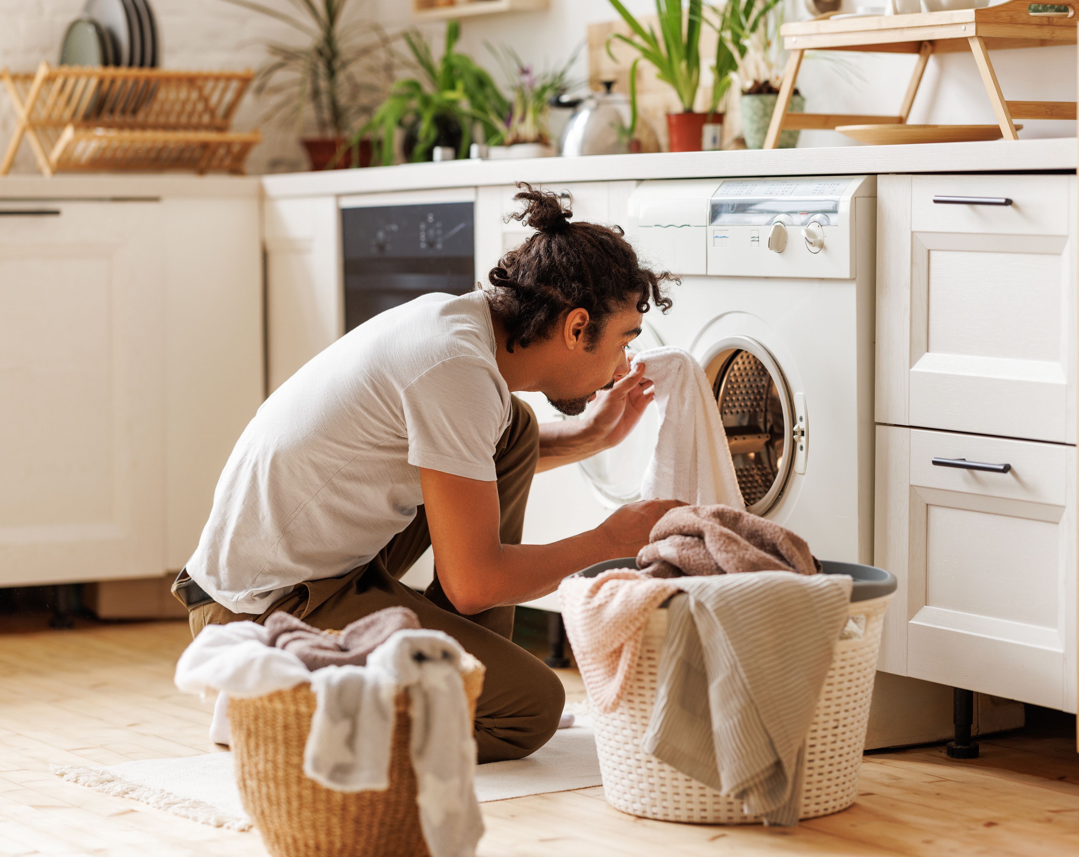 Natürlich ersetzt dieser Trick keine regelmäßige Reinigung der Waschmaschine.