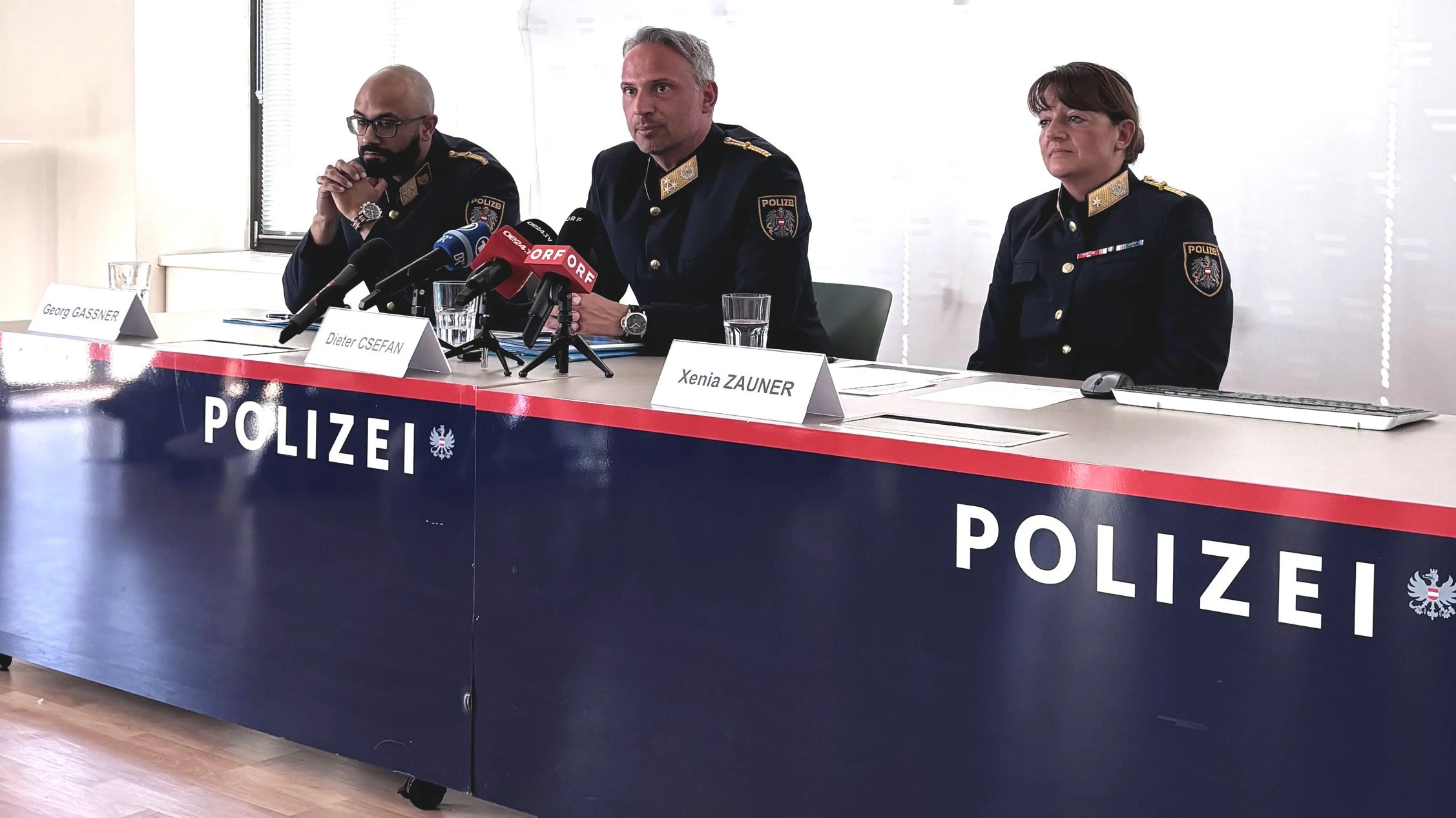 Polizei-Chefs Dieter Csefan (m.), Xenia Zauner (r.), Georg Gassner (li.)