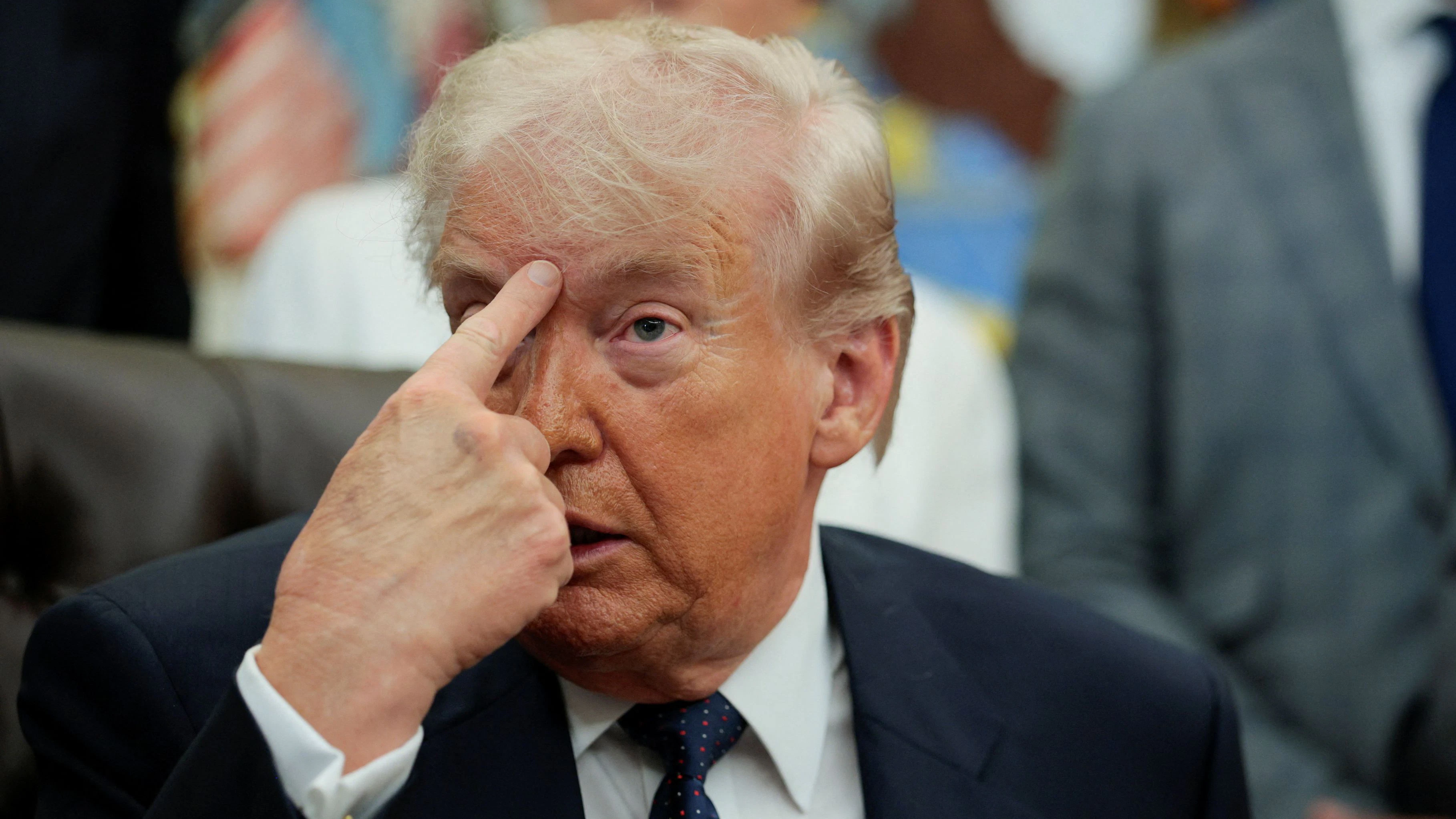 U.S. President Donald Trump speaks during an event to sign a memorandum in the Oval Office at the White House in Washington, D.C., U.S., May 5, 2026. REUTERS/Evan Vucci