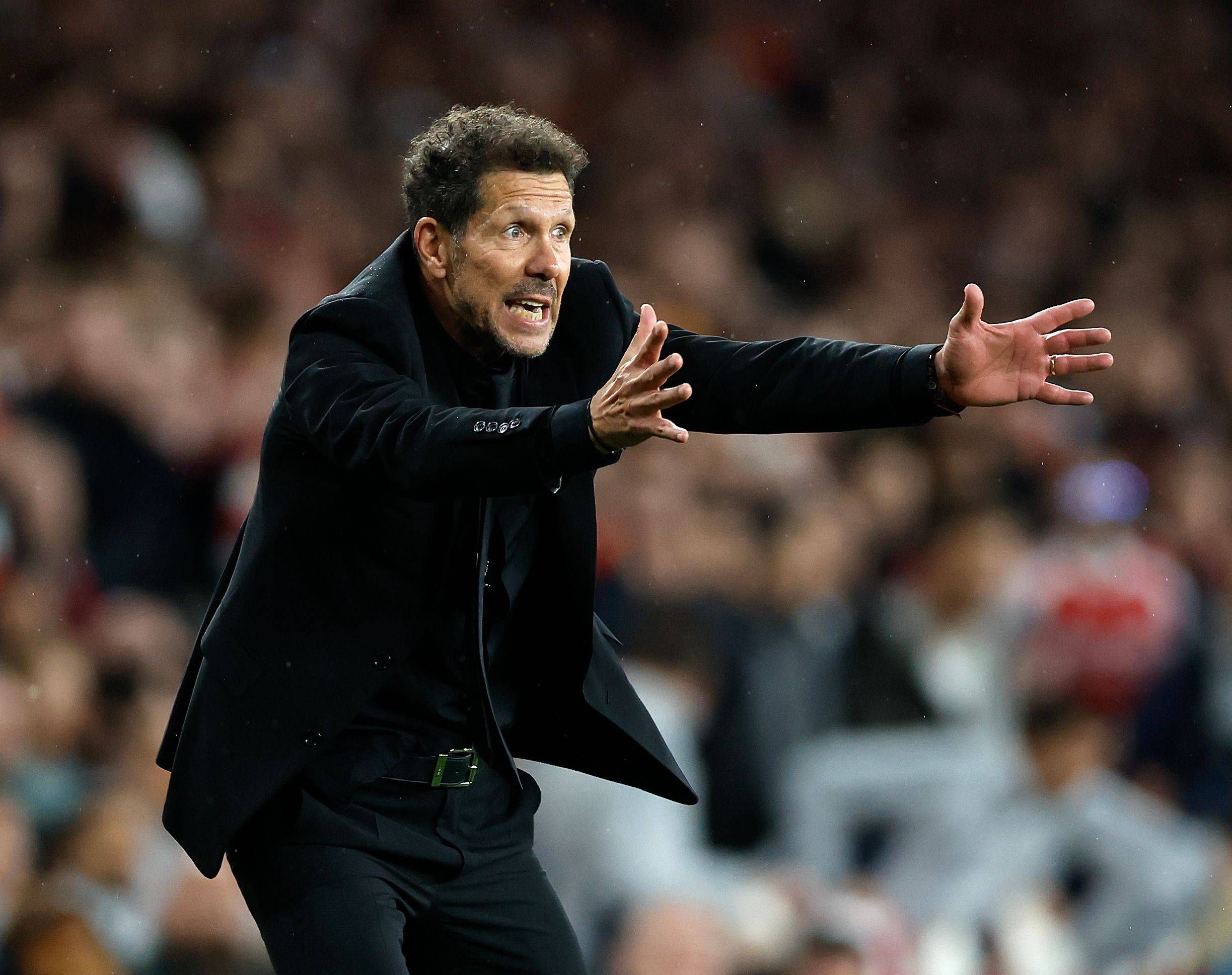 Heute.at - Simeone flippt komplett aus und geht auf Ex-Chef los
