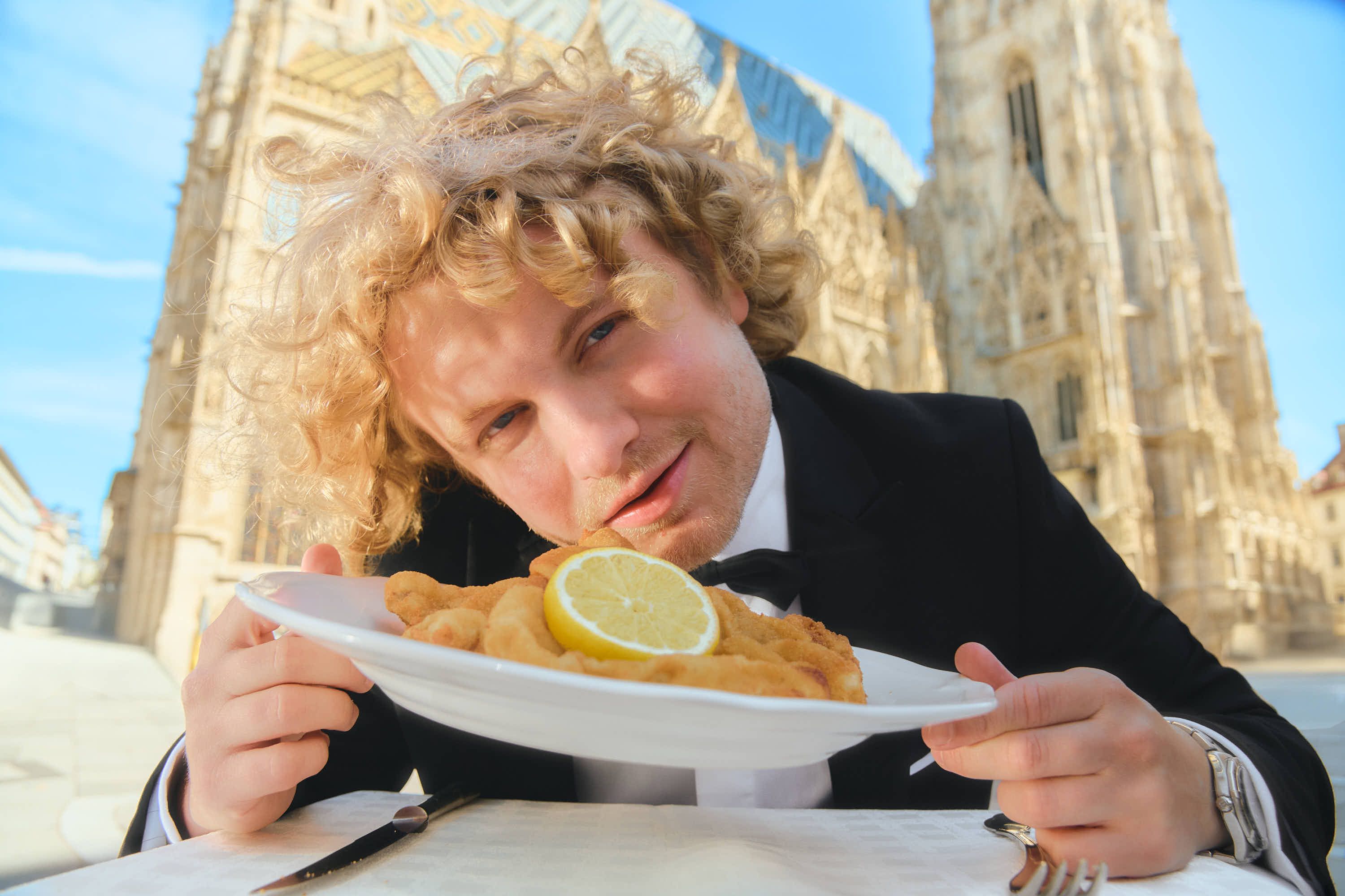 Paulus Bohl schickt nun „Schnitzel (all night long)“ ins Rennen