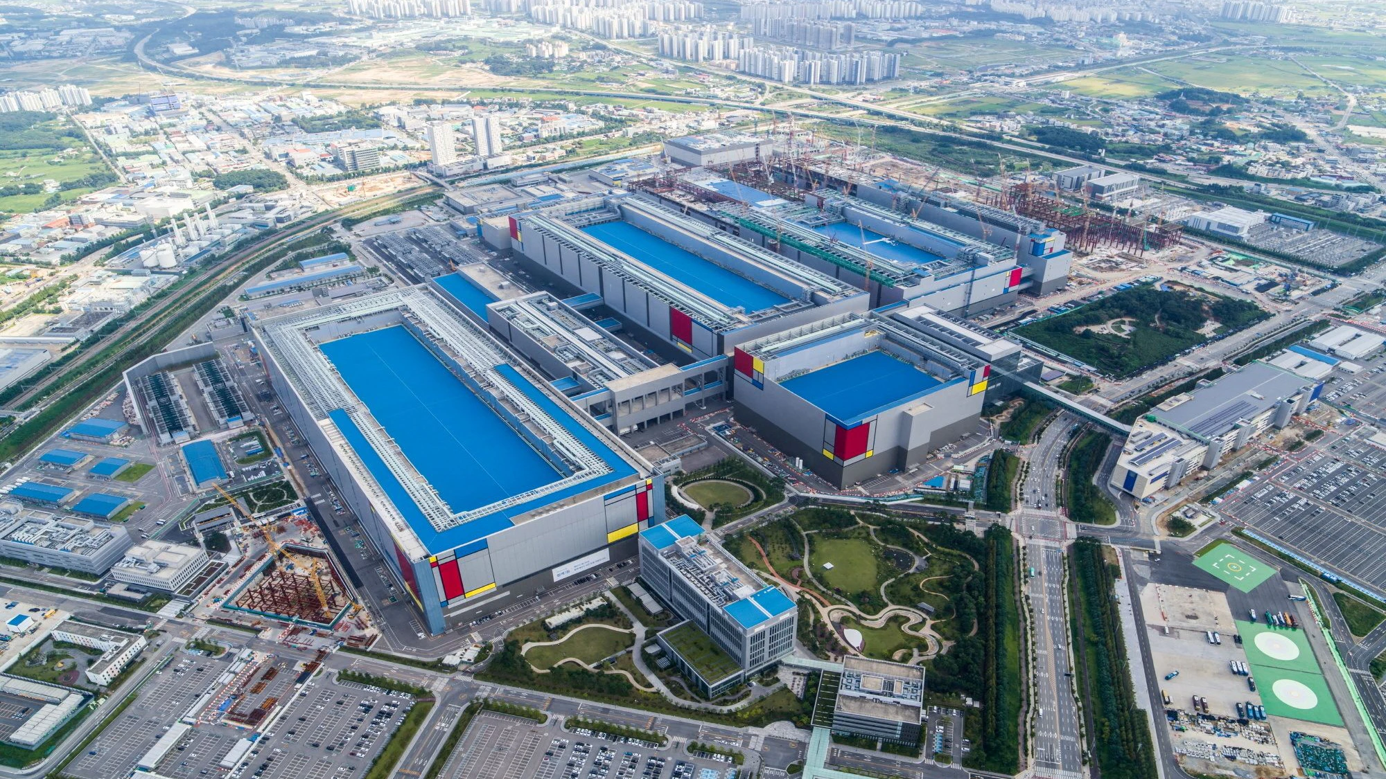Heute.at - Samsung knackt die Billionen-Marke dank KI-Boom