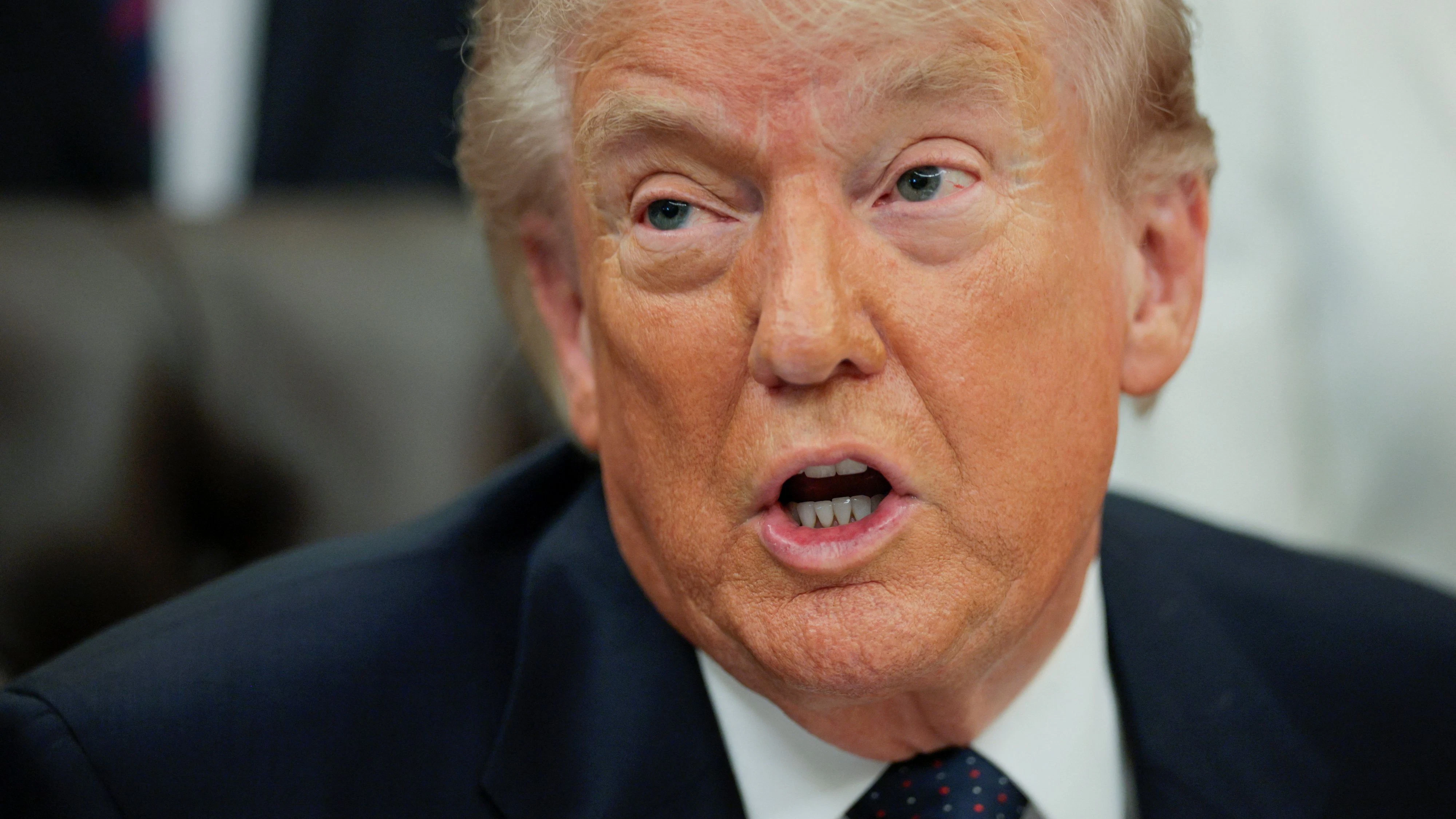 US-Präsident Donald Trump hat einen Einsatz in der Straße von Hormus vorerst ausgesetzt. 