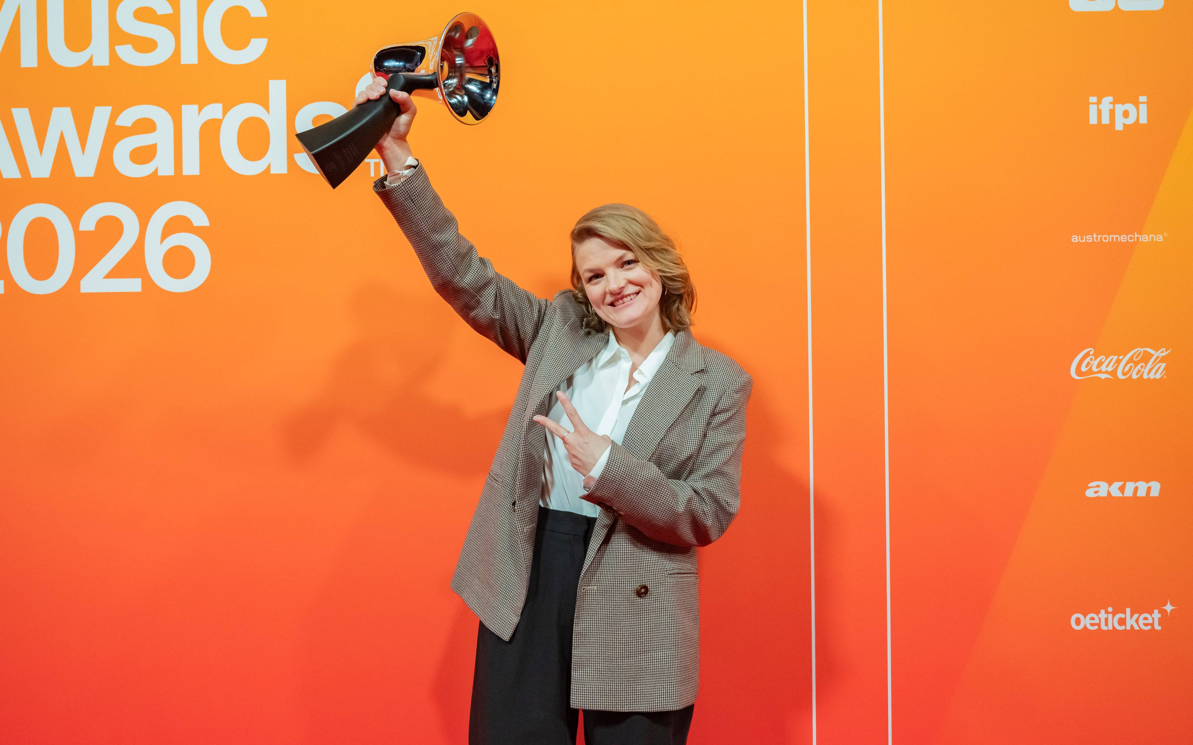 Caro Fux (32) wurde heuer mit dem Amadeus Award als beste Songwriterin ausgezeichnet.