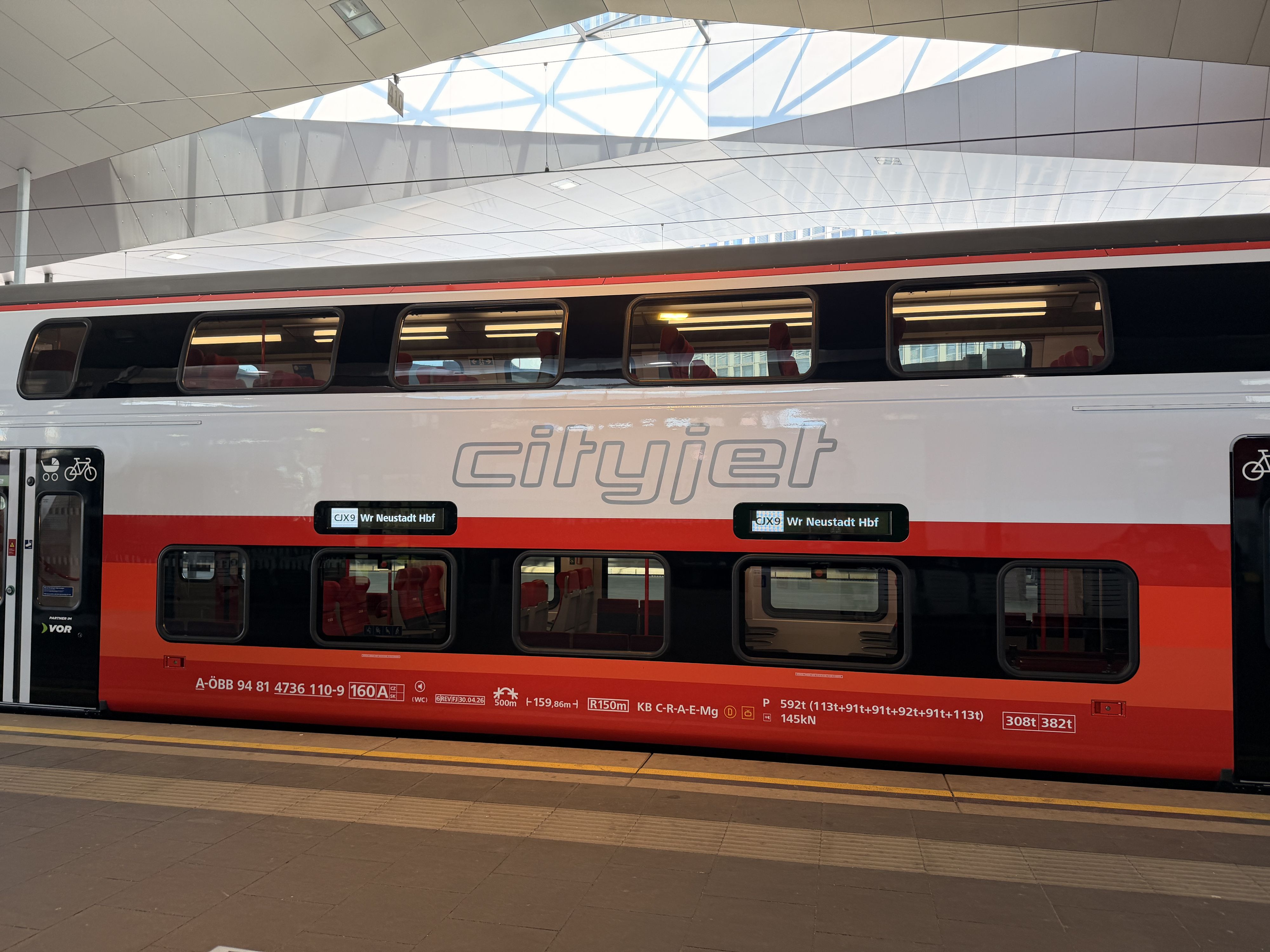 Der Nahverkehr ist besonders pünktlich.