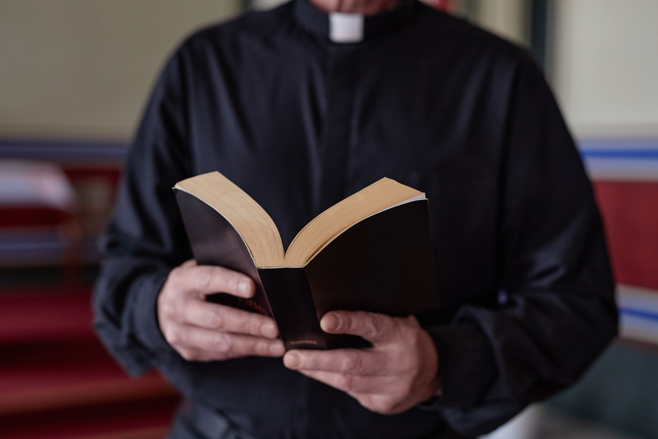 Der Pastor muss sich vor Gericht verantworten. (Symbolbild)