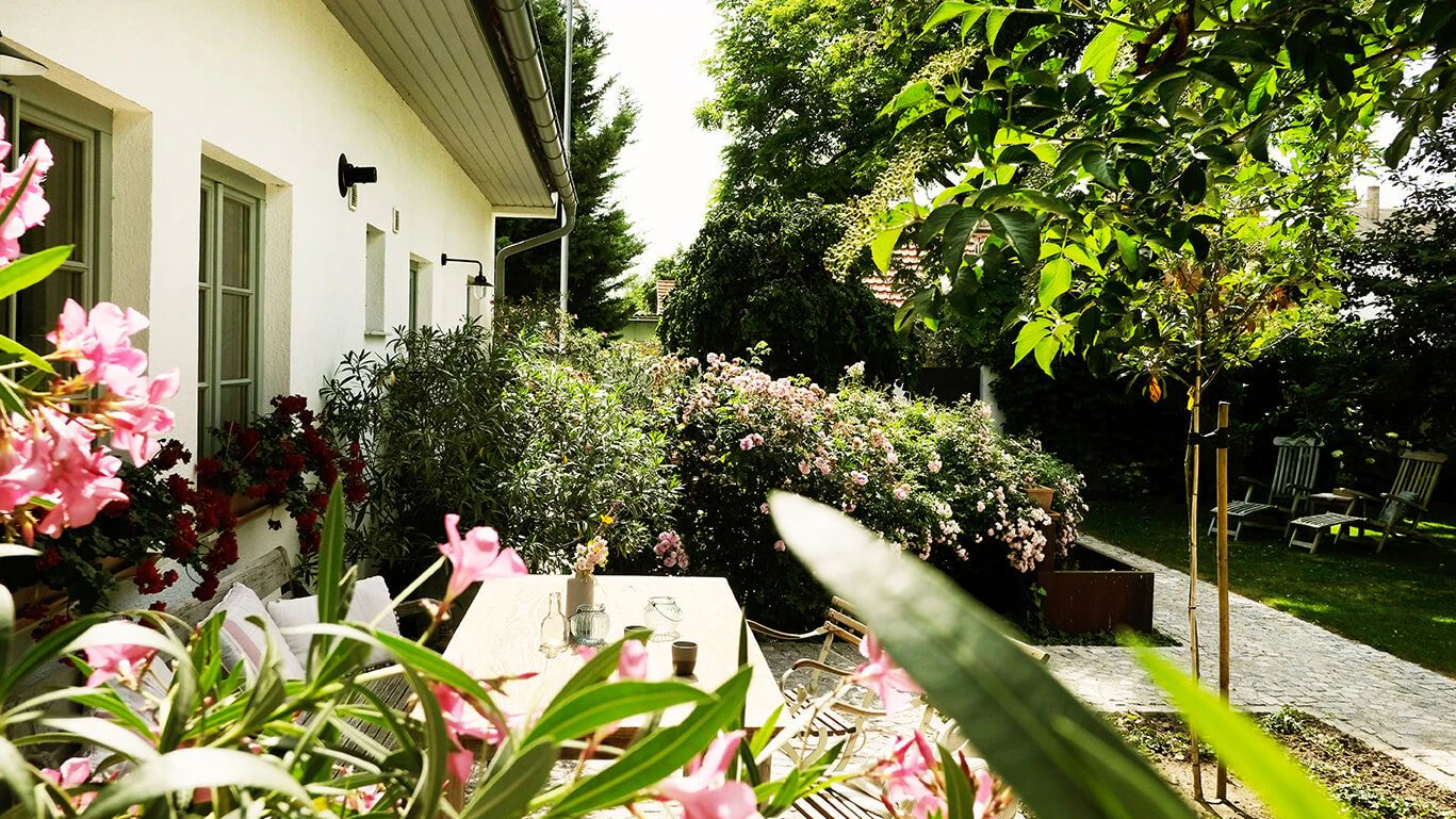 Entspannen im typisch pannonischen Garten.