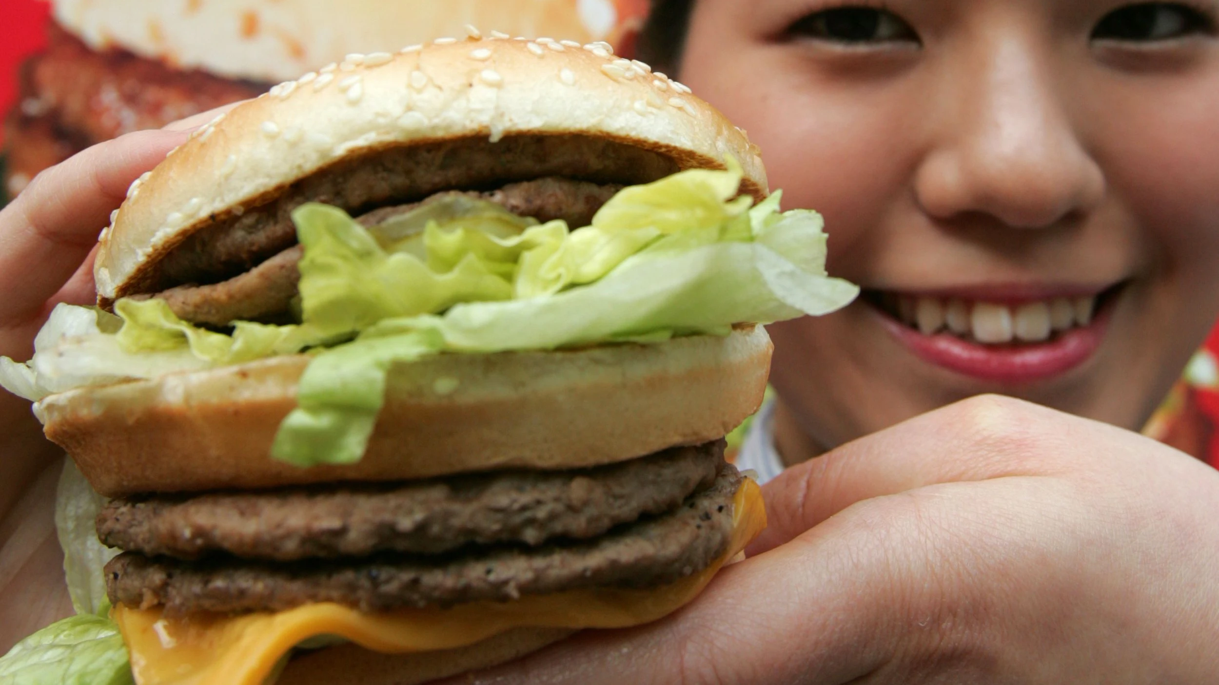 Heute.at - Mann bestellt Big Mac ohne alles – das ist passiert