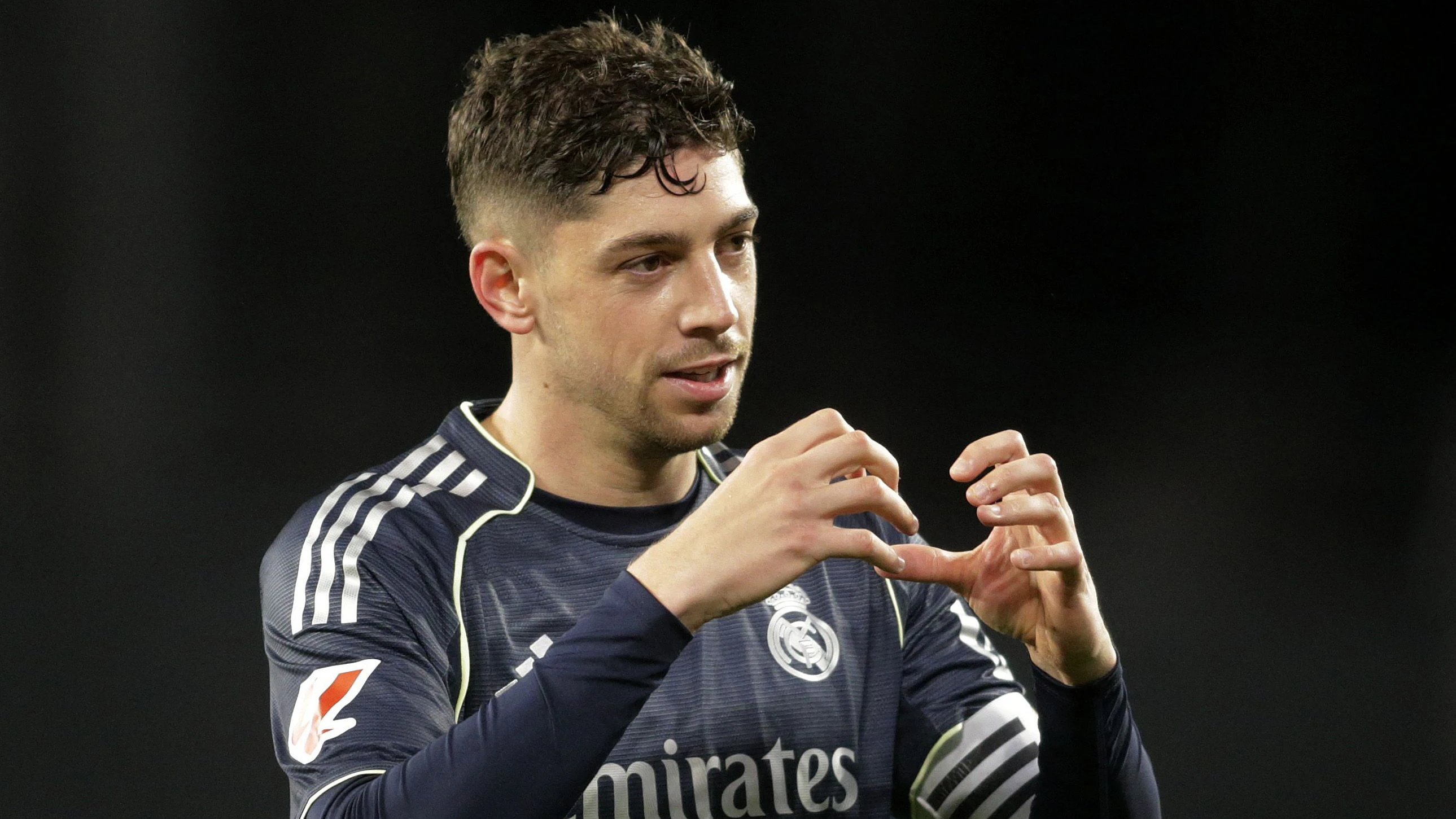 Real-Madrid-Star Federico Valverde musste mit einer Platzwunde ins Krankenhaus. 