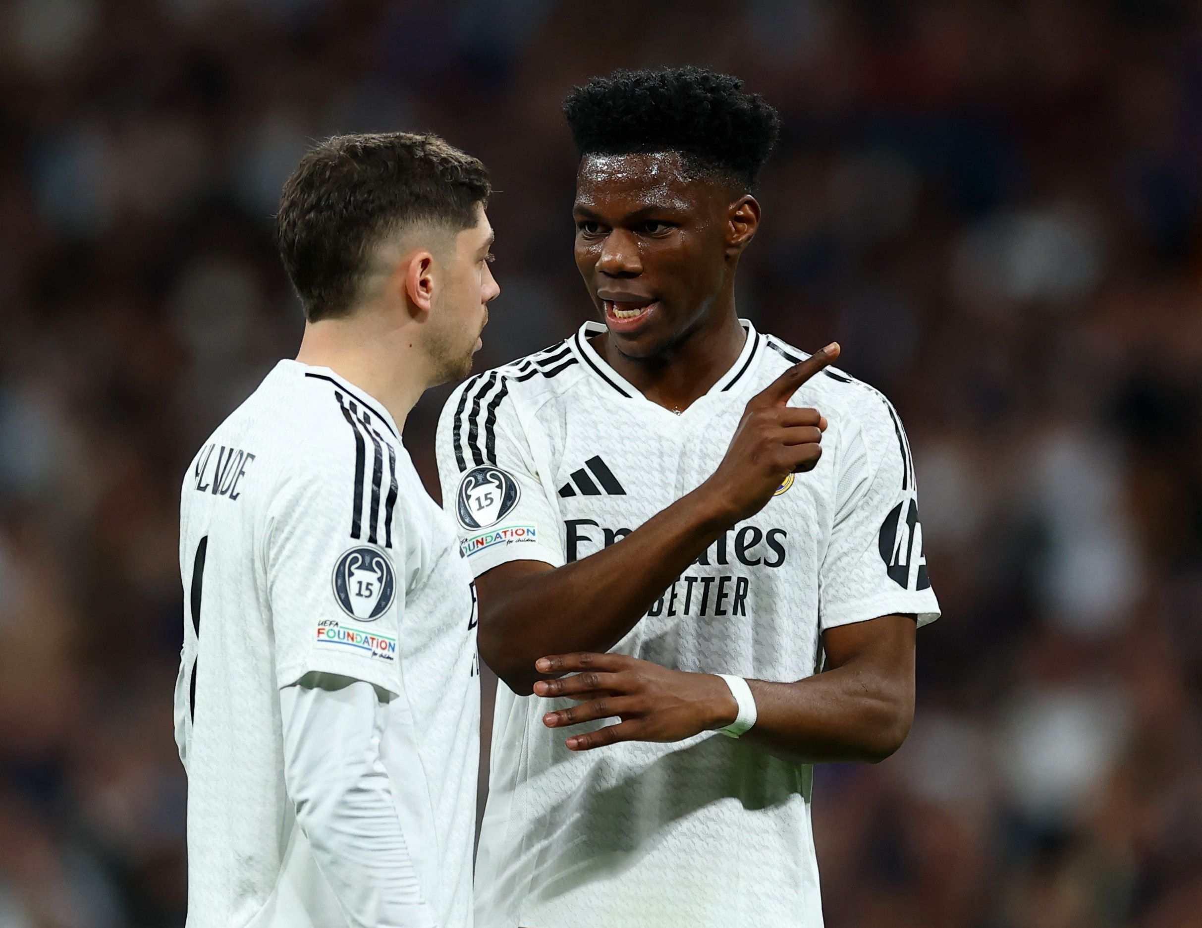 Federico Valverde und Aurelien Tchouameni gerieten aneinander. 