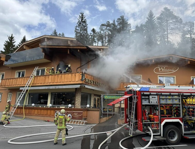 In einem Tiroler Lokal brach ein Brand aus.