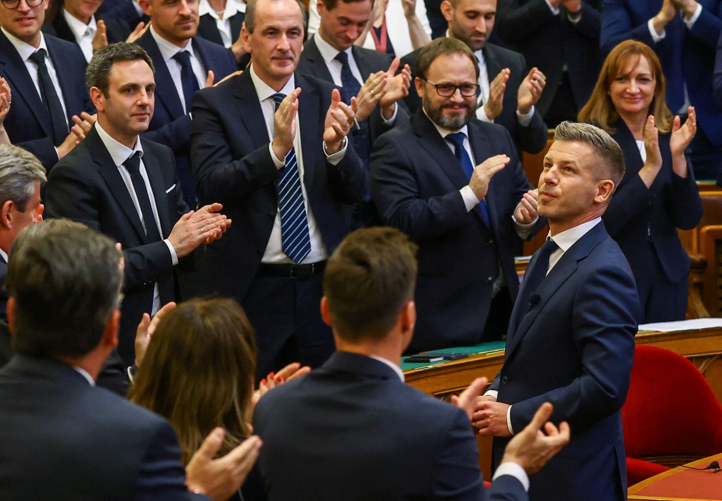 Péter Magyar wurde als neuer Ministerpräsident vereidigt.