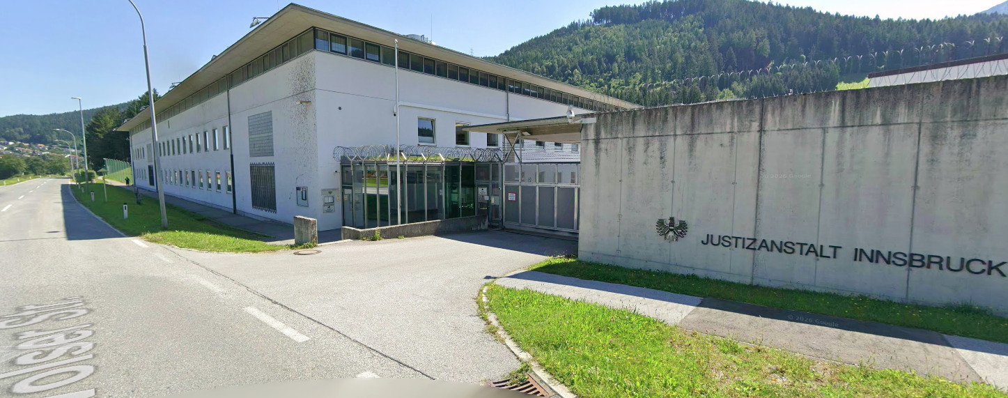 Der Häftling entkam aus der Justizanstalt Innsbruck.