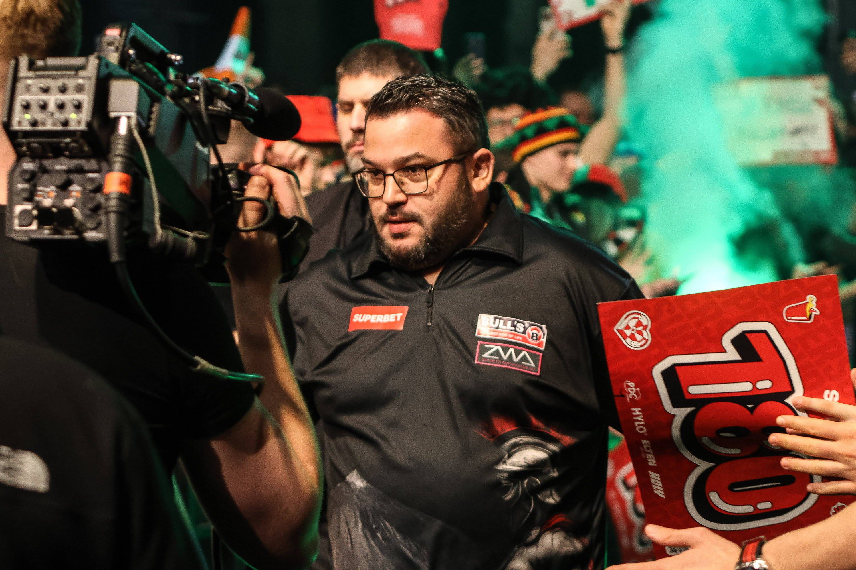 Cristo Reyes ließ die Darts-Fans ausrasten.