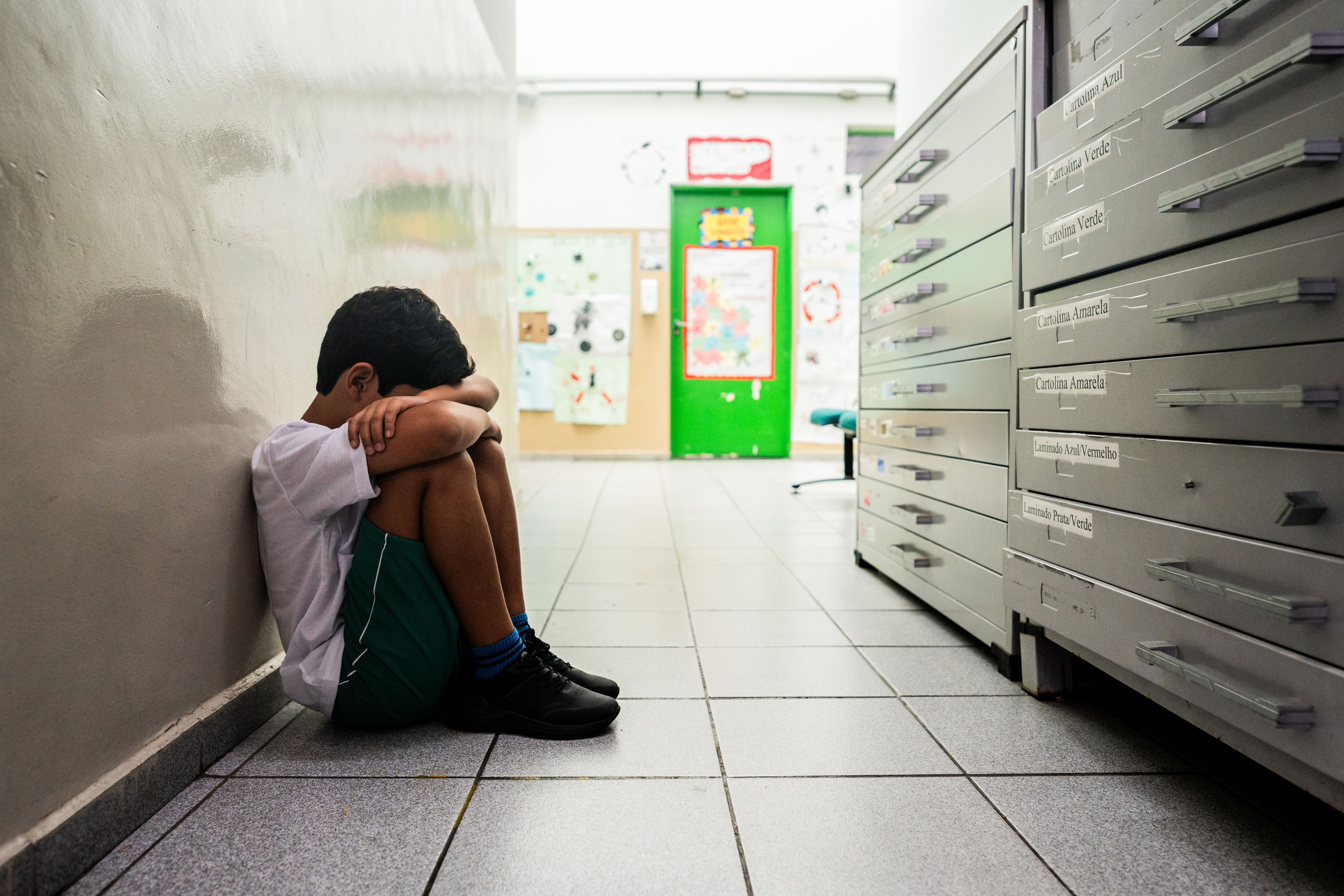 Schon 9-jährige Buben können von Lehrern wegen einer ganzen Liste an Vergehen mit Stockhieben bestraft werden.