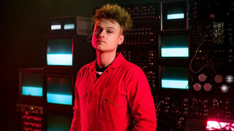 Look Mum No Computer tritt für Großbritannien beim ESC 2026 an.
