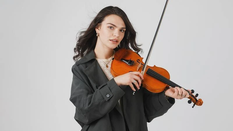 Eva Marija tritt für Luxemburg beim ESC 2026 an.
