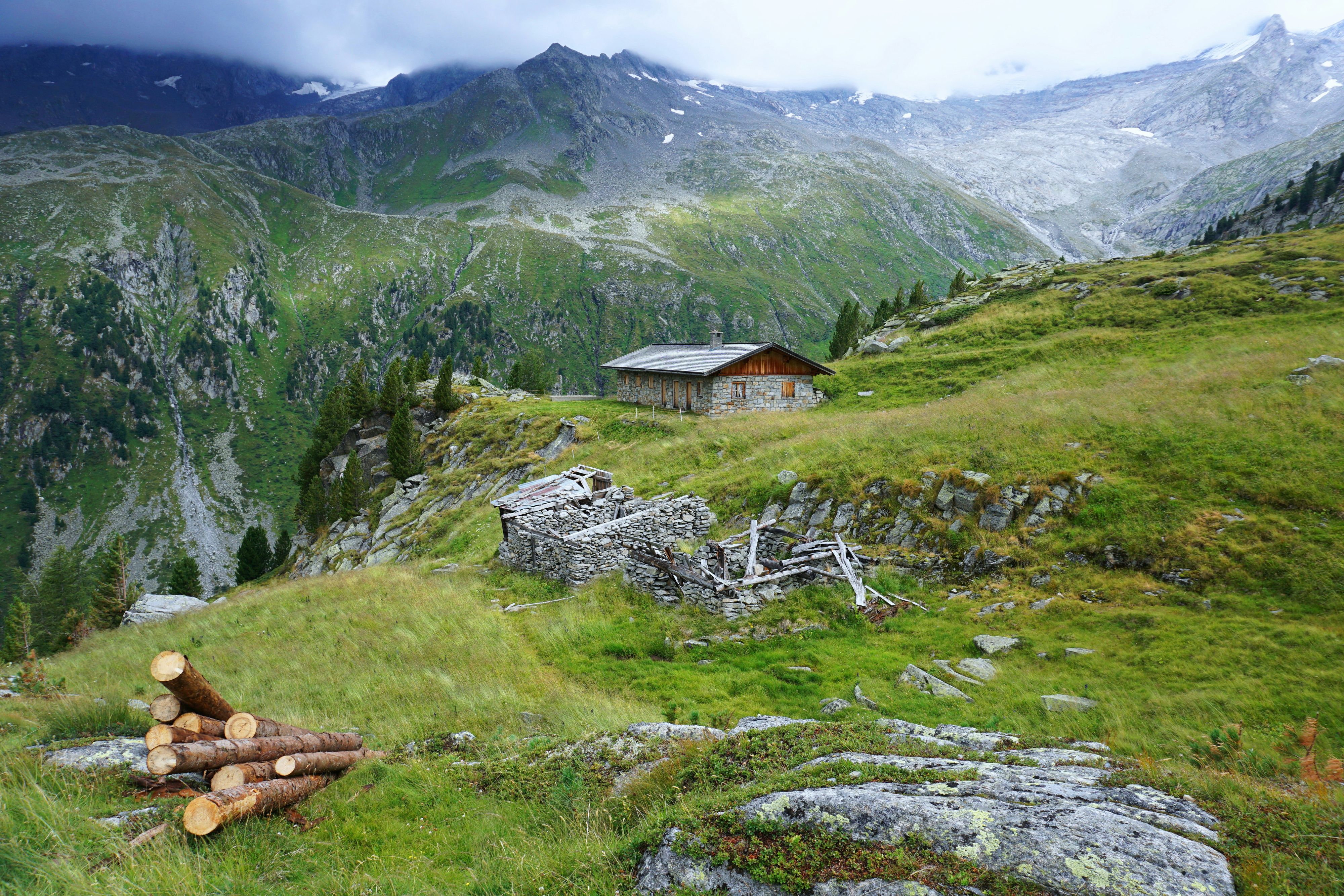 Südtirol ist ein absolutes Wanderparadies, das über 15.000 markierte Wanderwege bietet.
