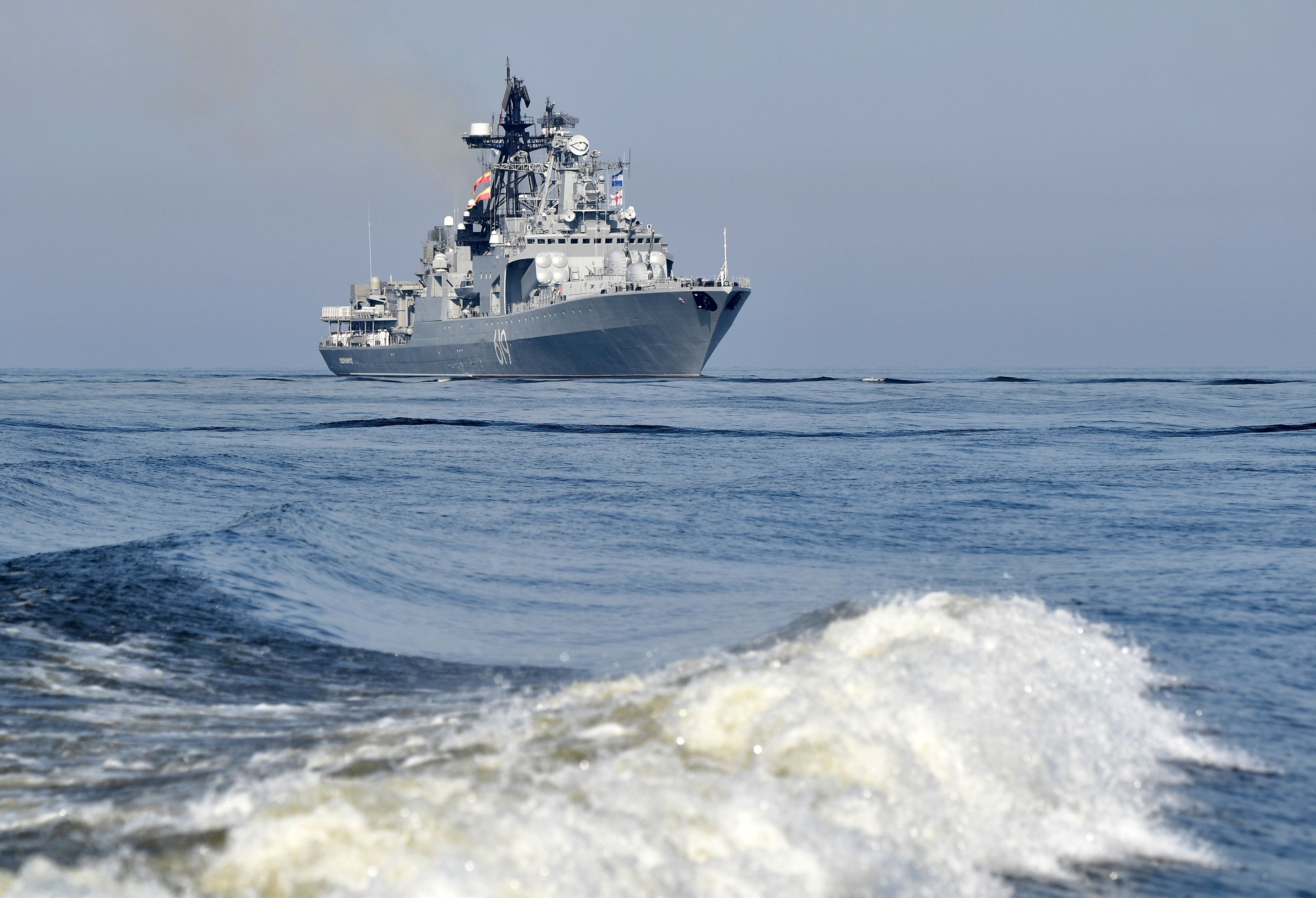 Der russische U-Boot-Zerstörer 