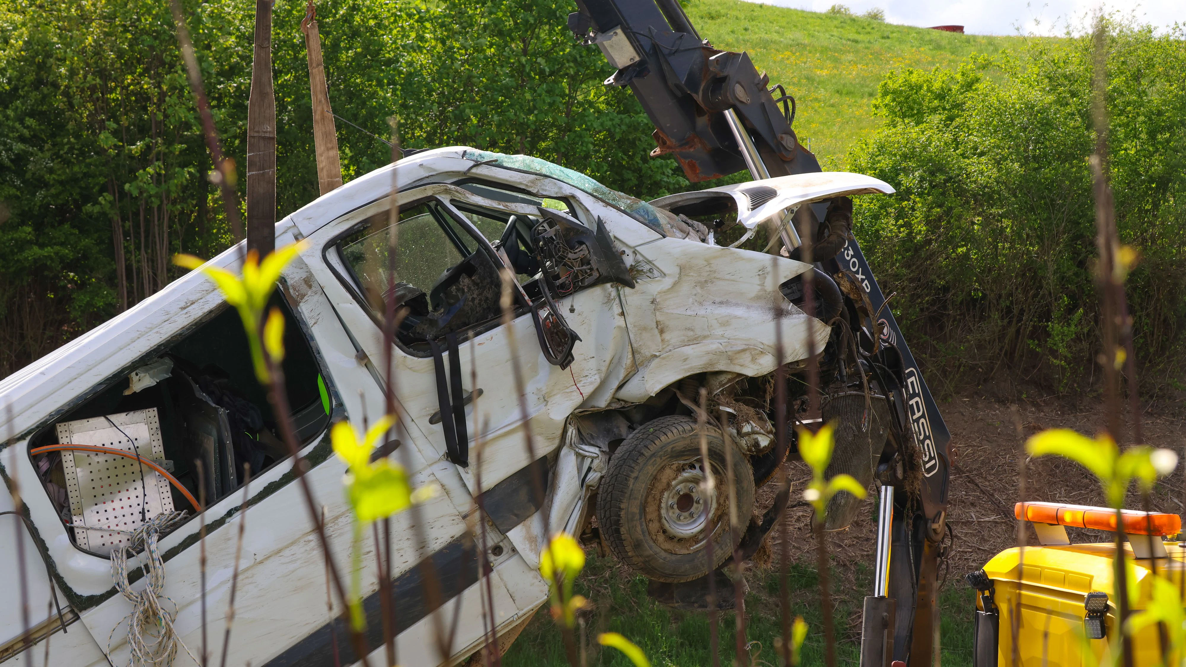 Heute.at - Vier Schwerverletzte bei Kleinbus-Unfall auf A9