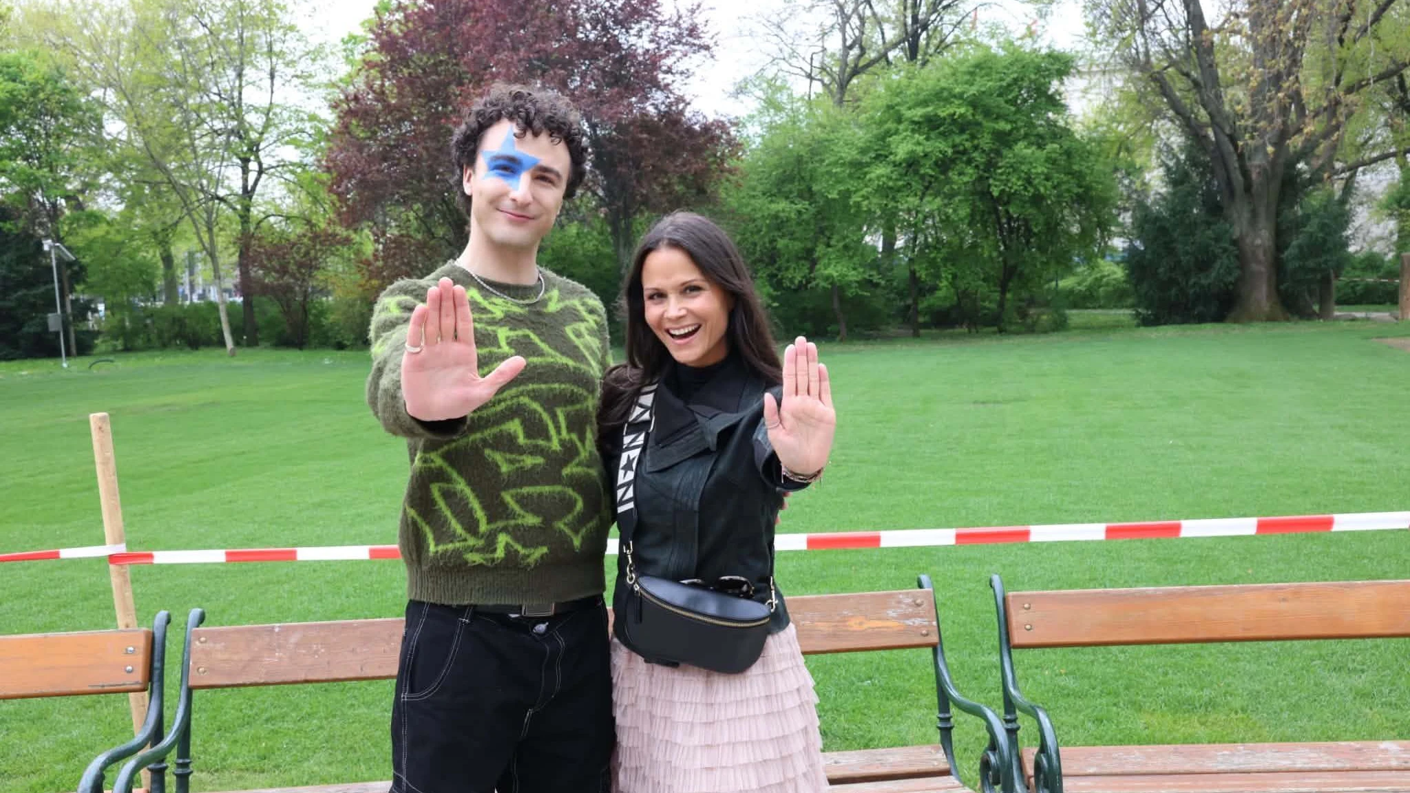 "Heute"-Redakteurin Romina Colerus traf Cosmó zum Talk