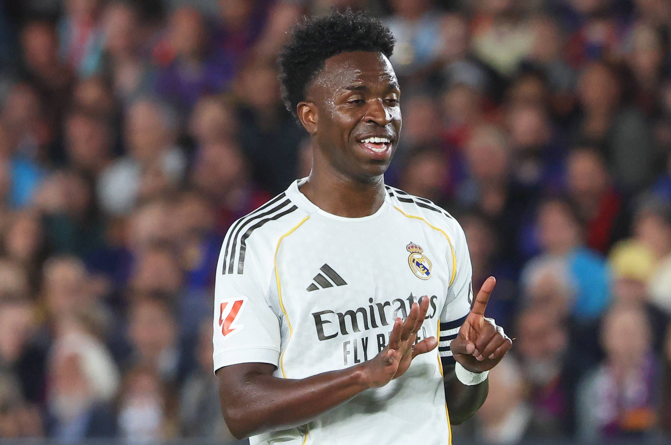 Vinicius erinnerte die Barcelona Fans an Reals CL-Titel. 
