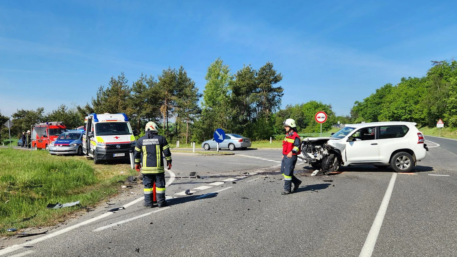 Heute.at - Pensionist übersieht Auto – Bub (9) landet im Spital