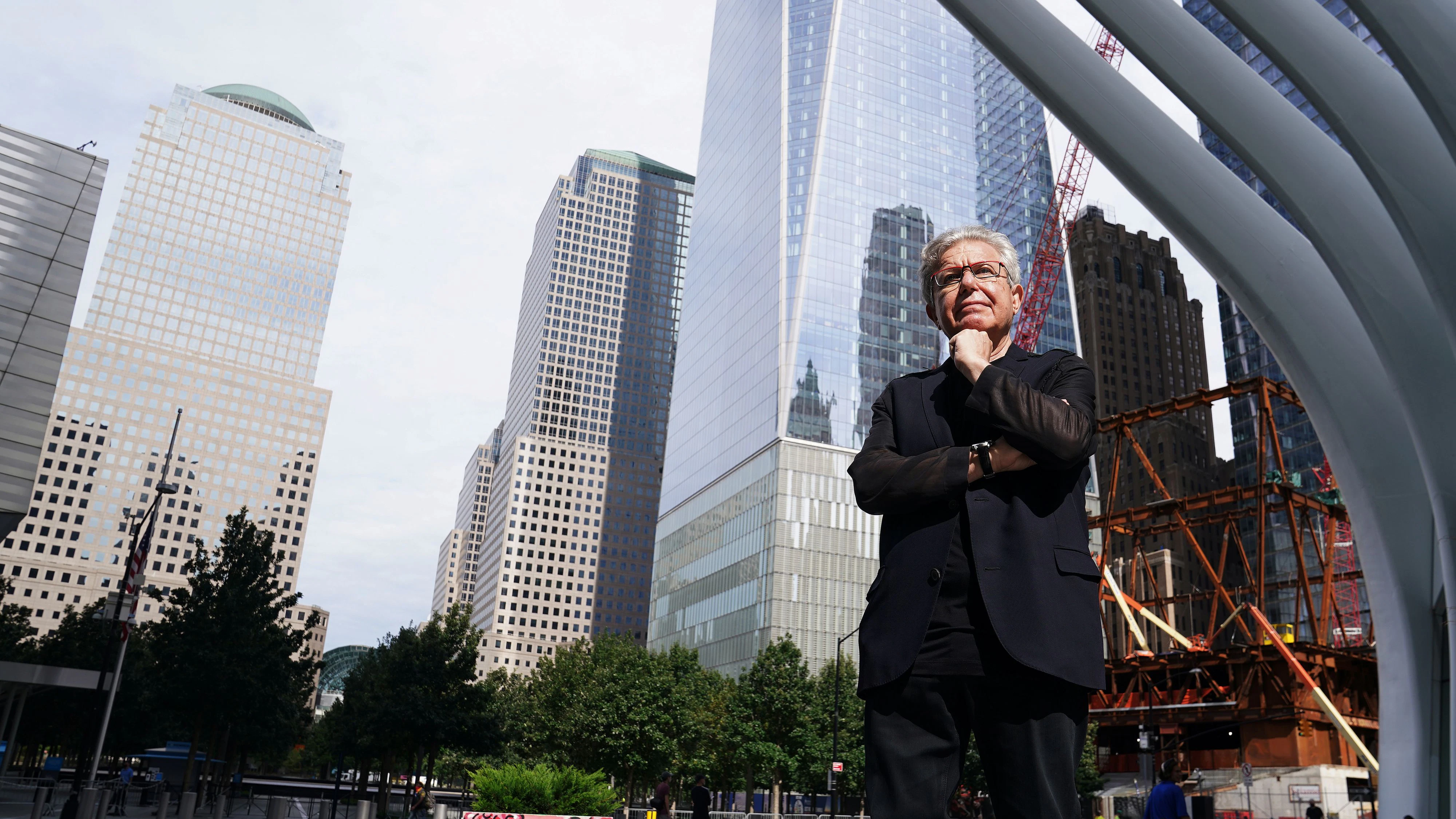 Daniel Libeskind vor dem 9/11-Memorial, August 2020.