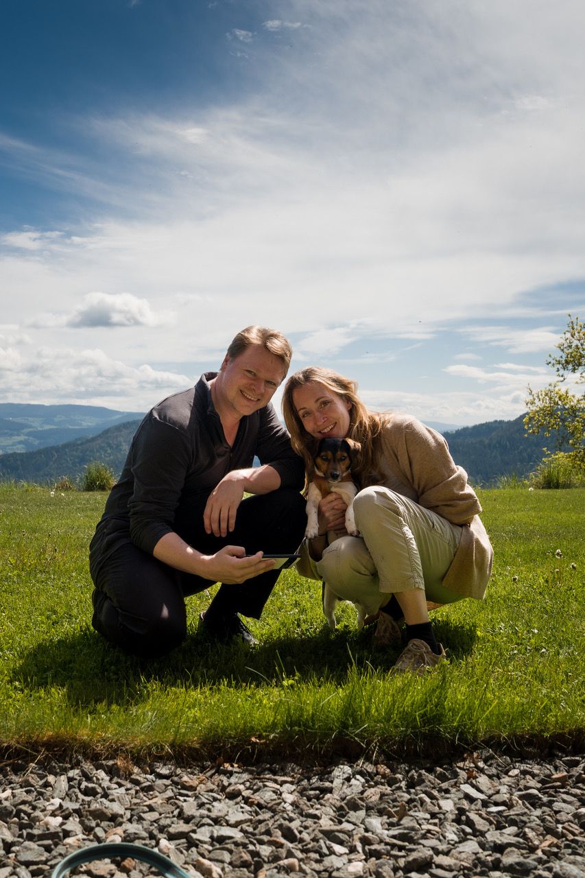 Robert Meyer und Sophie Lübbert haben die zweite Auflage ihres Hundereiseführers veröffentlicht. Protagonist darin: Hund Sam.