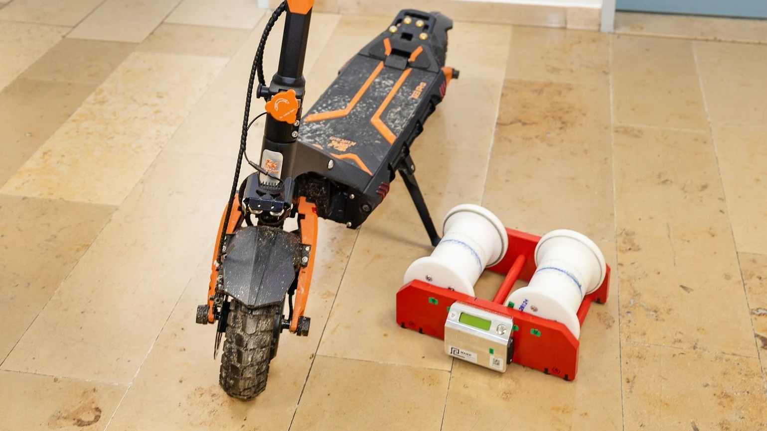 Mit den neuen Geräten soll es E-Scooter-Lenkern ab sofort an den Kragen gehen.