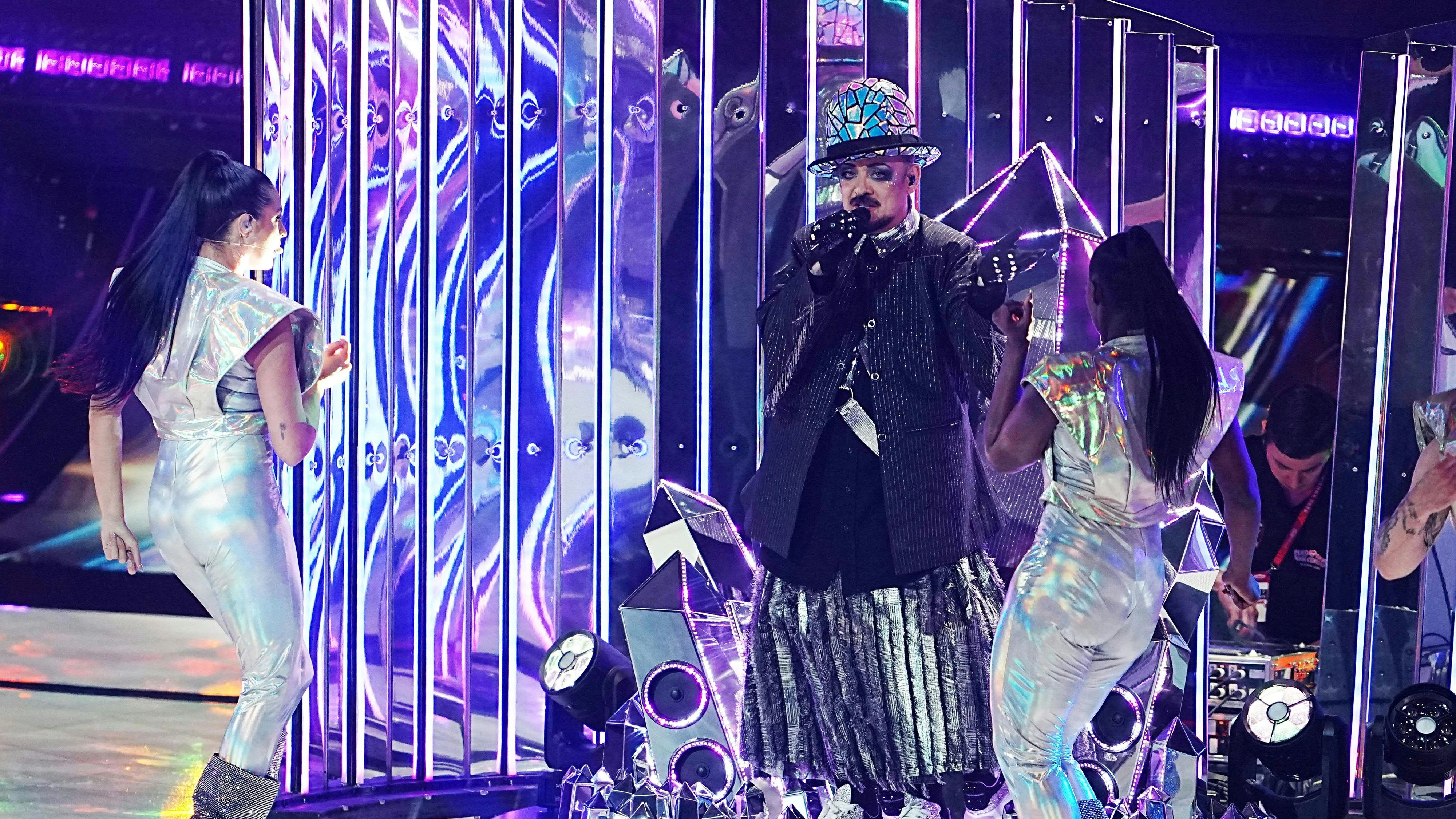 Heute.at - ESC-Schock! Musiklegende Boy George fliegt aus der Show