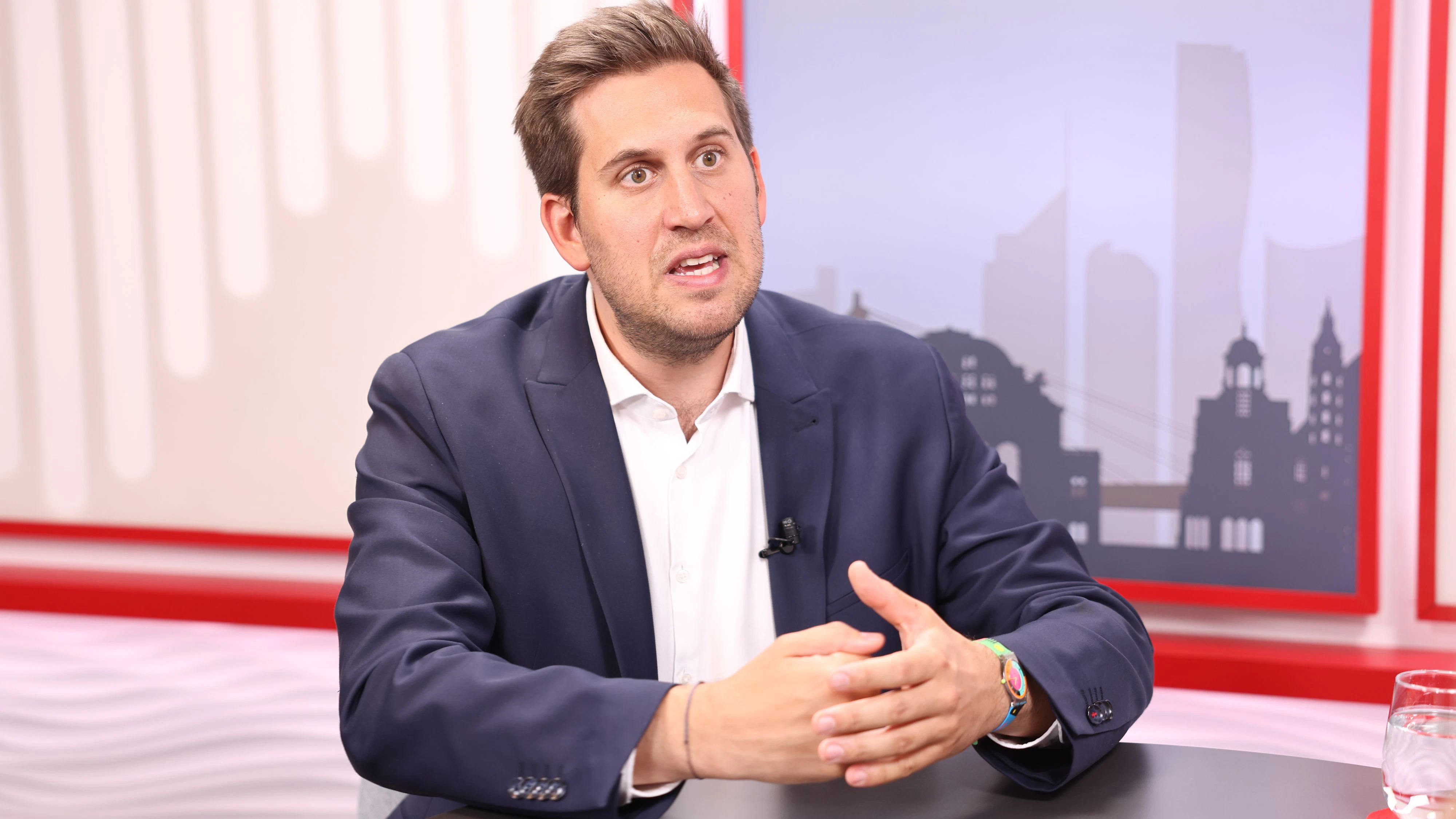 "Jemand, der arbeitet, soll deutlich mehr haben, als jemand, der nicht arbeitet", sagt Alexander Pröll (ÖVP).