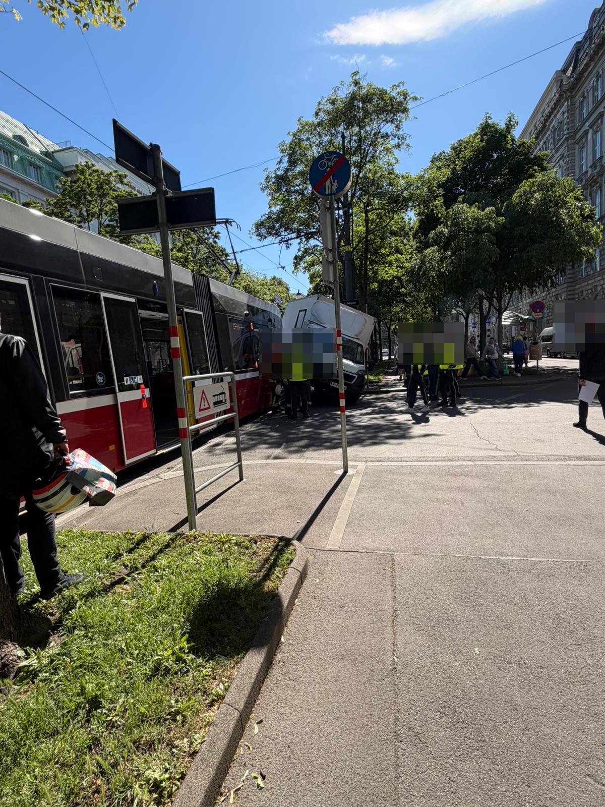 Öffi-Crash am Mittwochnachmittag am Wiener Schottenring!